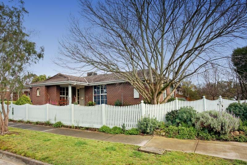 28  Annandale Crescent, GLEN WAVERLEY VIC 3150, Glen Waverley - Image 1