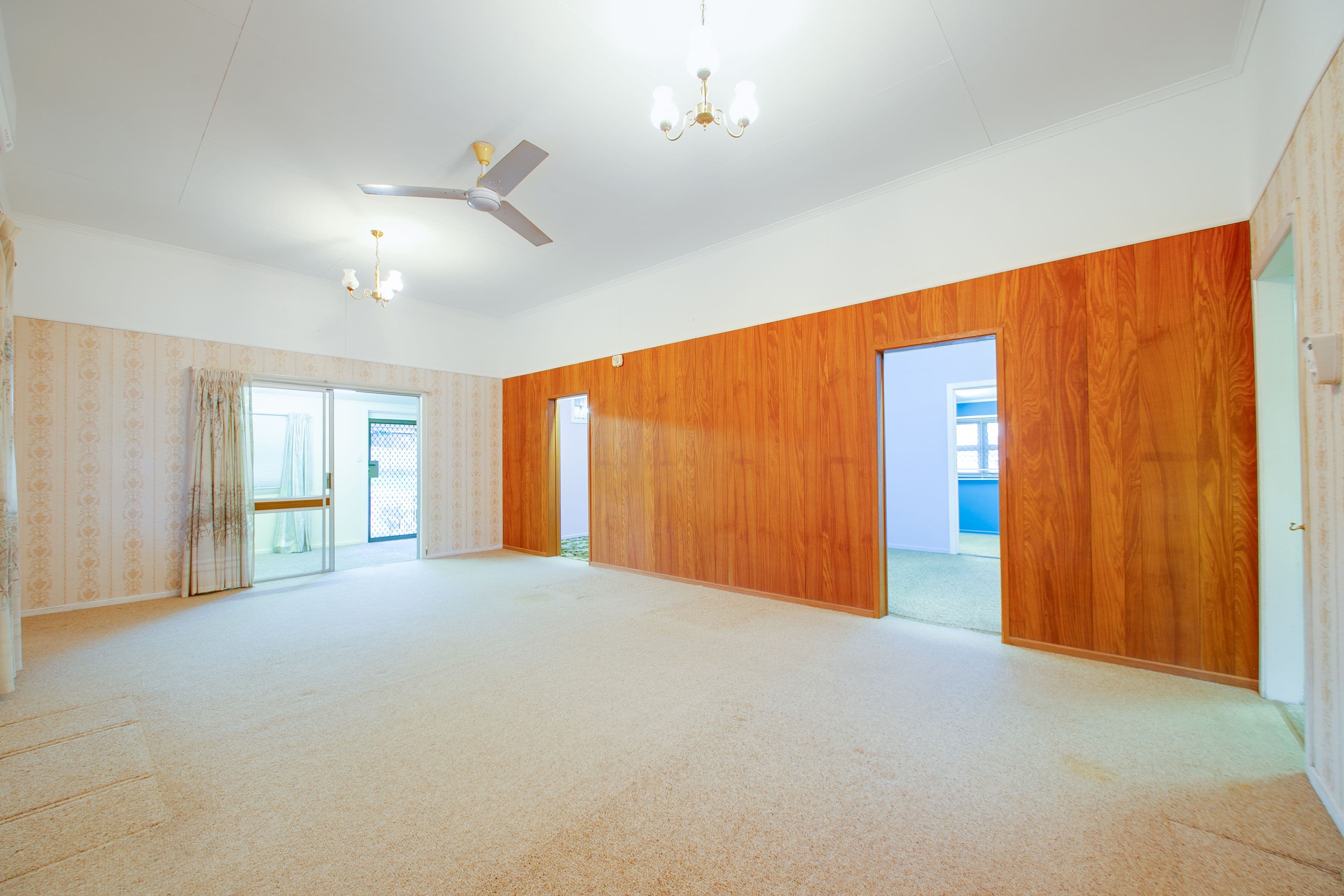 11 Birdwood Street, North Ipswich QLD 4305, North Ipswich - Thumbnail 2