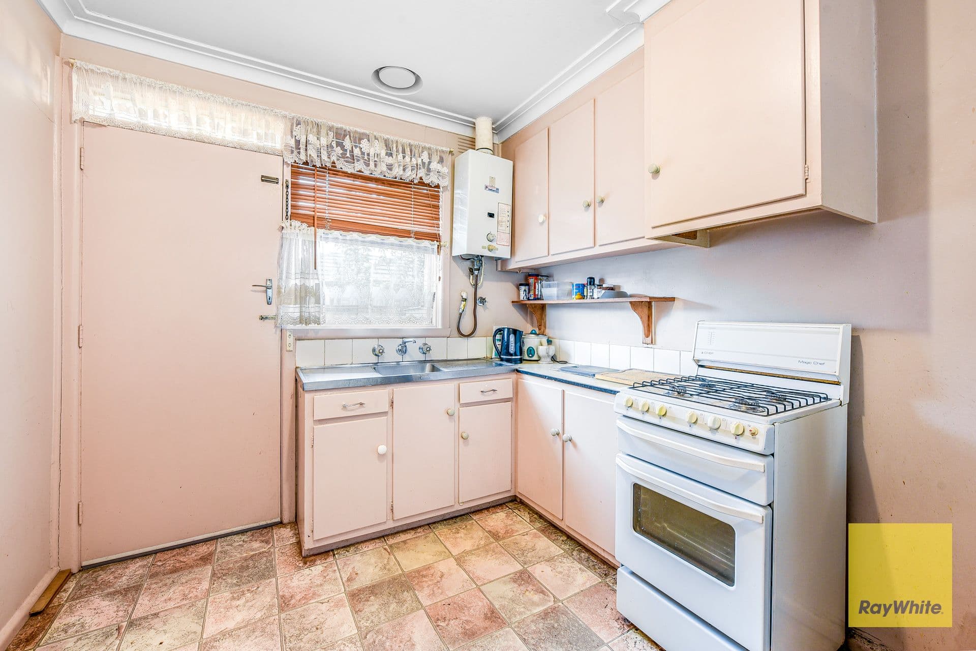 35 Herbert Street, Dandenong VIC 3175, Dandenong - Thumbnail 4
