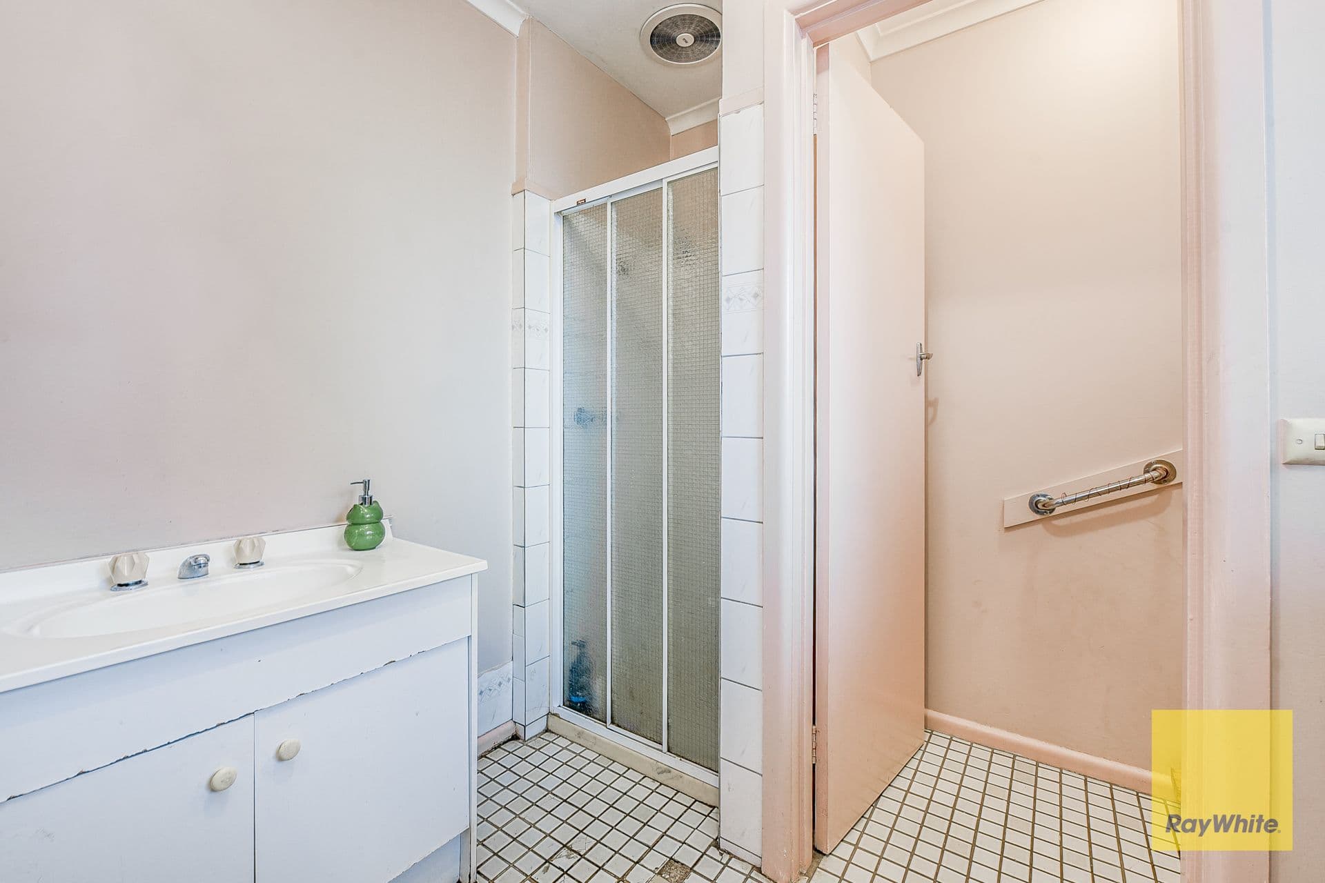 35 Herbert Street, Dandenong VIC 3175, Dandenong - Thumbnail 7