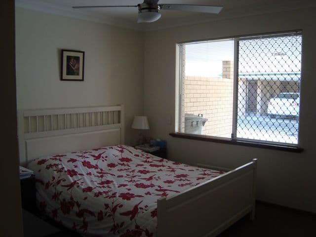 50 Moulden Avenue, YOKINE WA 6060, Yokine - Thumbnail 3