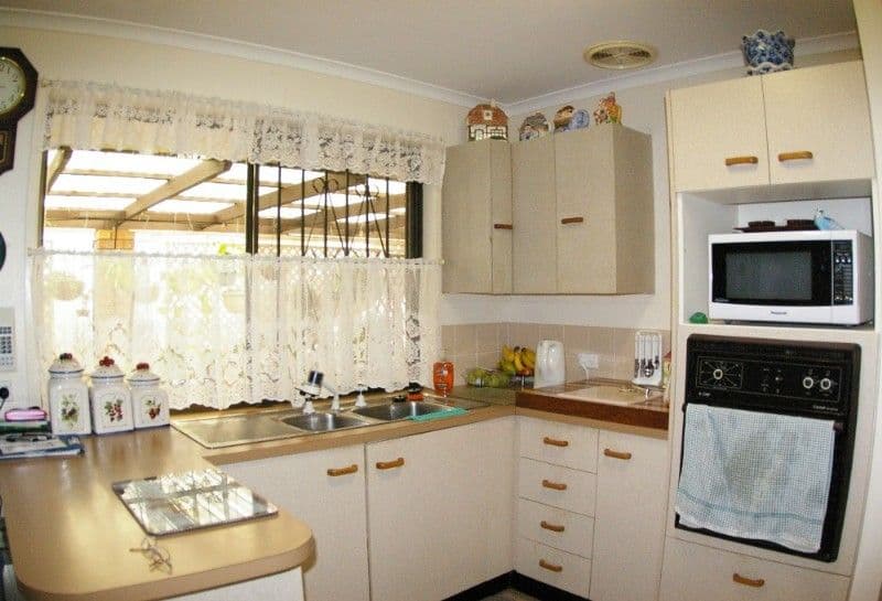 9 Lockyer Parade, DECEPTION BAY QLD 4508, Deception Bay - Thumbnail 2