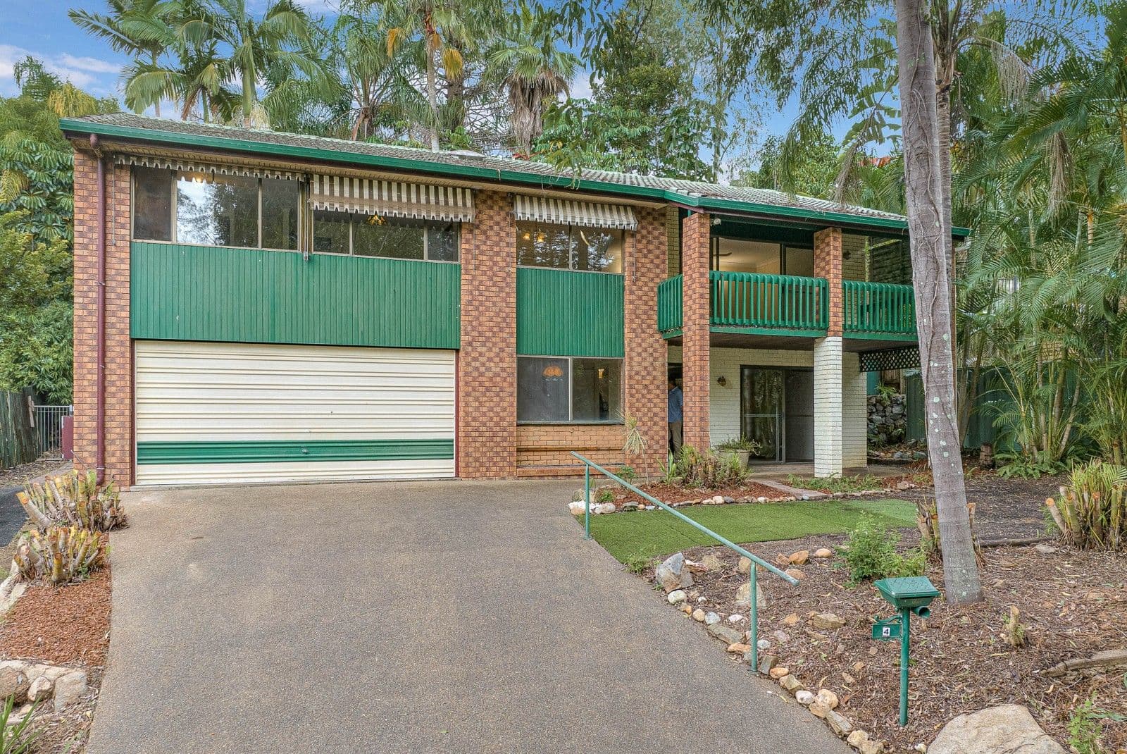 4 Paley Street, Kenmore Hills QLD 4069, Kenmore Hills - Thumbnail 2