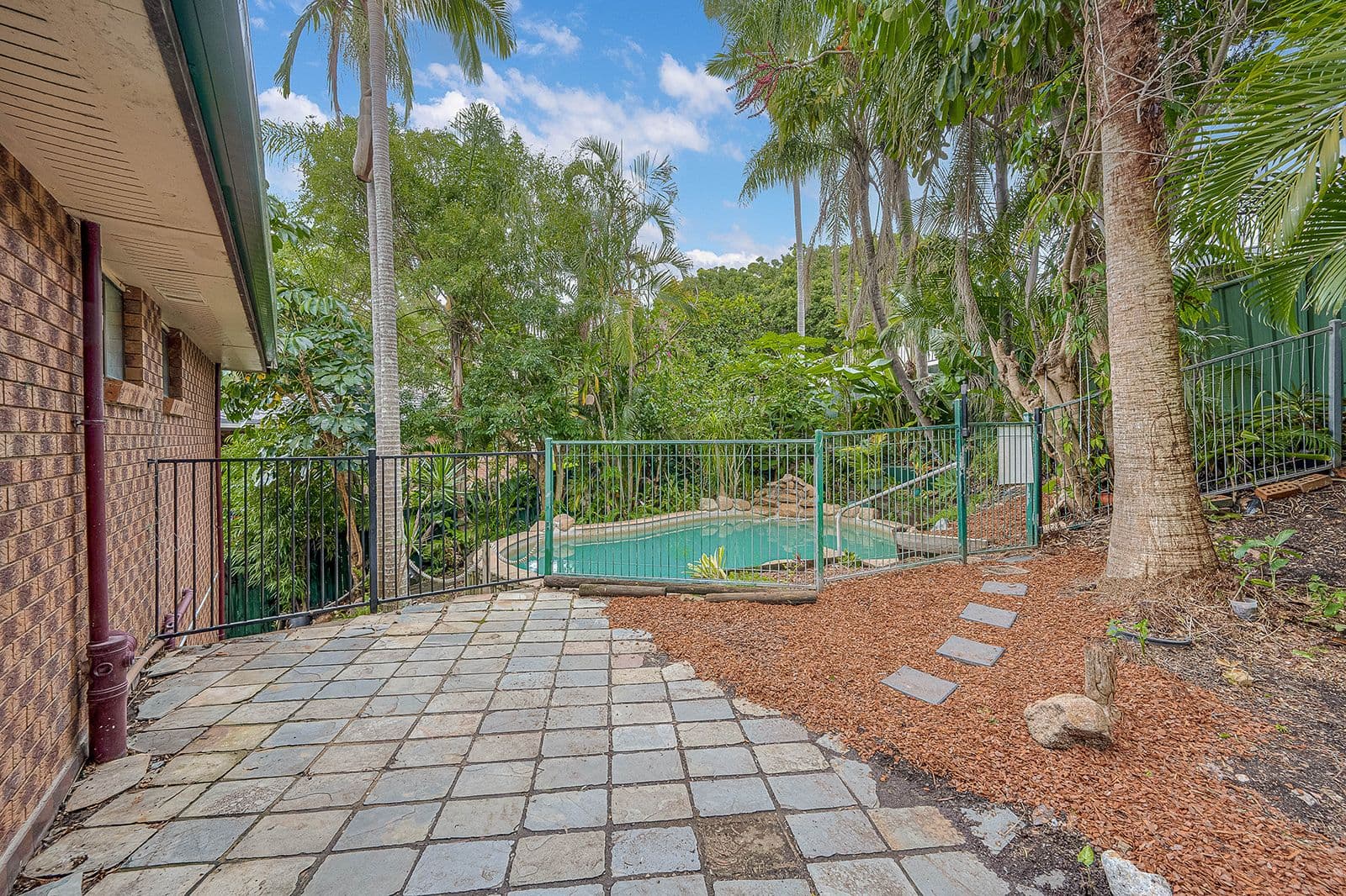 4 Paley Street, Kenmore Hills QLD 4069, Kenmore Hills - Thumbnail 3