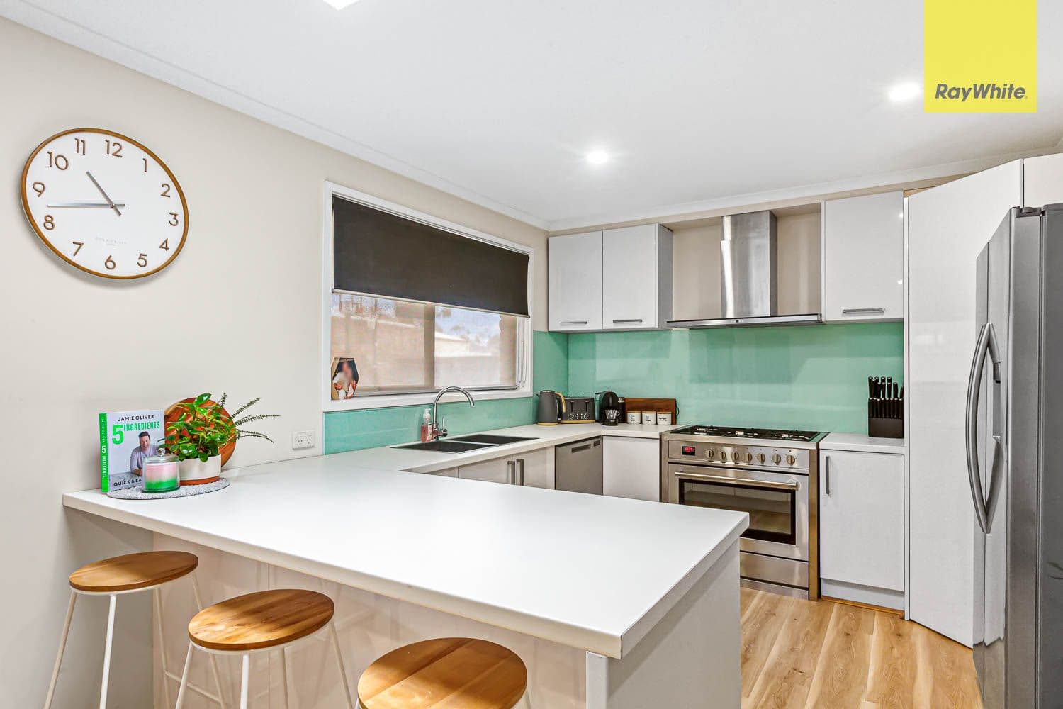 15 Witney Court, Darley VIC 3340, Darley - Thumbnail 3