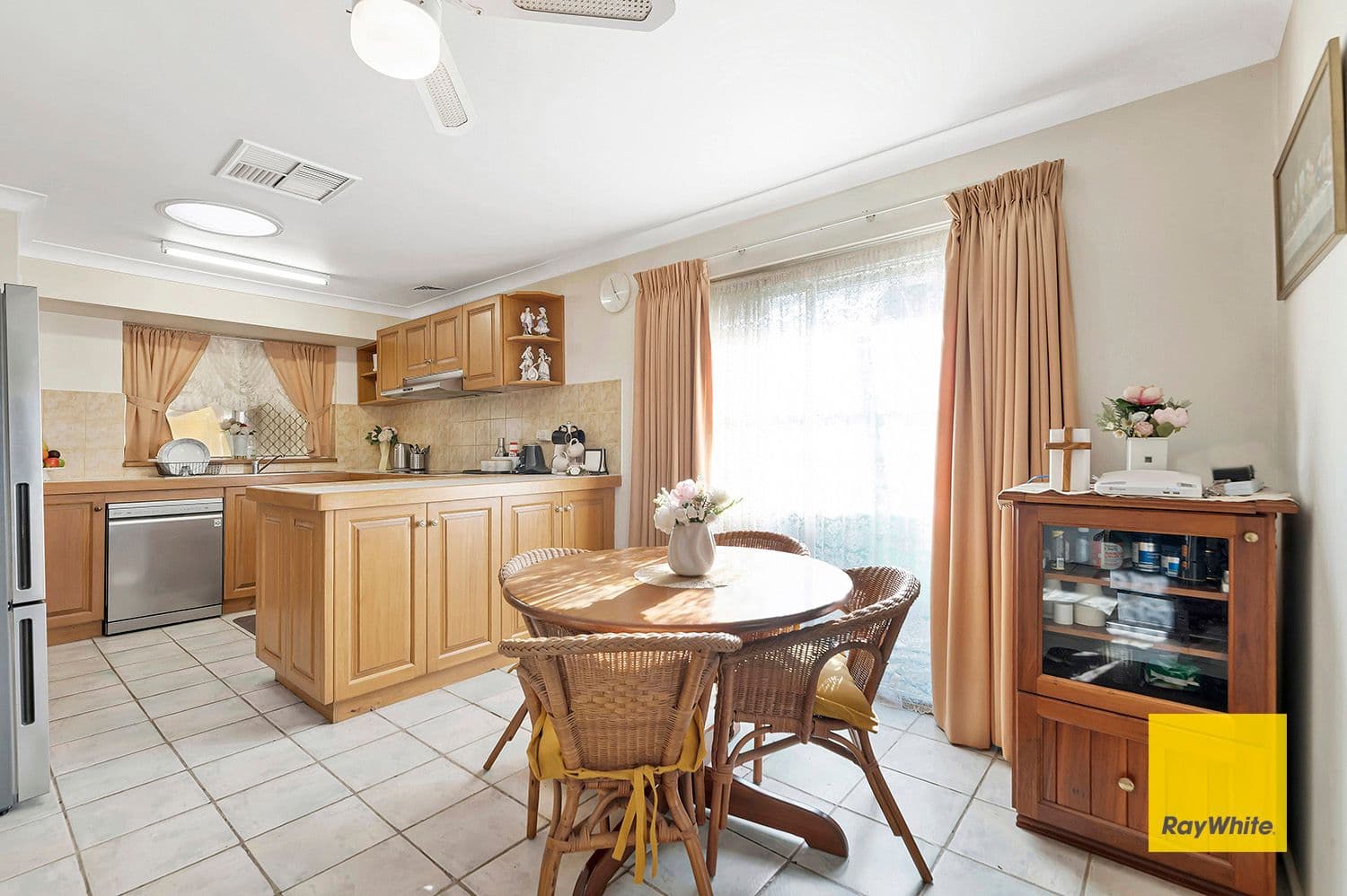 30 Gunnamatta Place, Kelmscott WA 6111, Kelmscott - Thumbnail 3