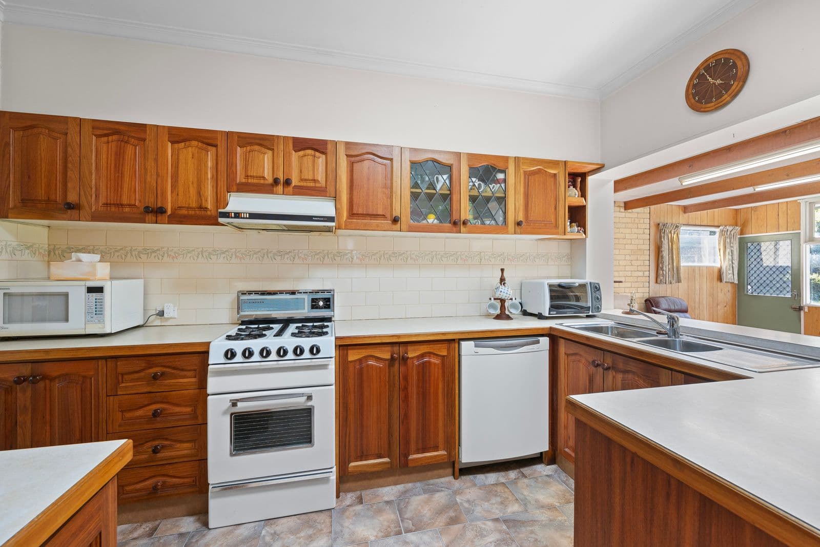35 Carween Avenue, Mitcham VIC 3132, Mitcham - Thumbnail 5