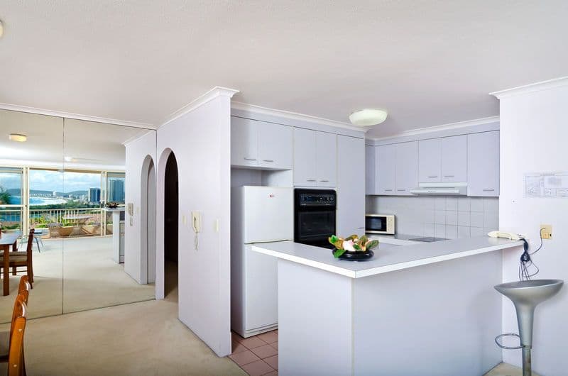 38 Duringan Street, CURRUMBIN QLD 4223, Currumbin - Thumbnail 3