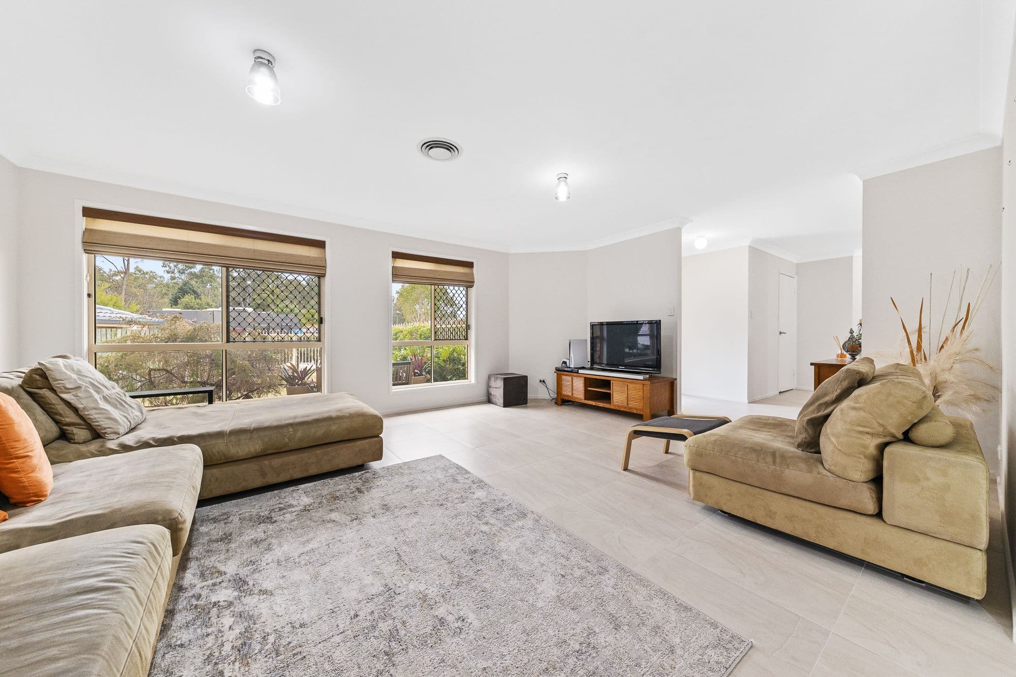 30 Glenside Place, Bridgeman Downs QLD 4035, Bridgeman Downs - Thumbnail 4