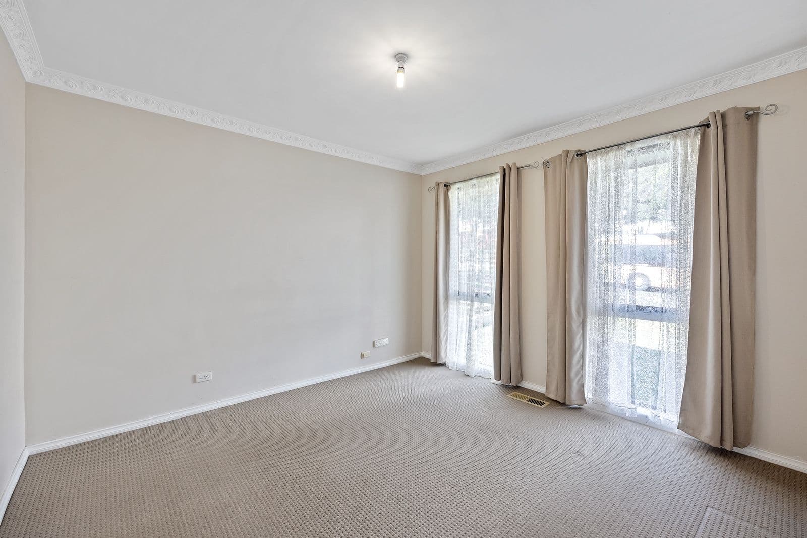 15 El Centro, Chirnside Park VIC 3116, Chirnside Park - Thumbnail 8
