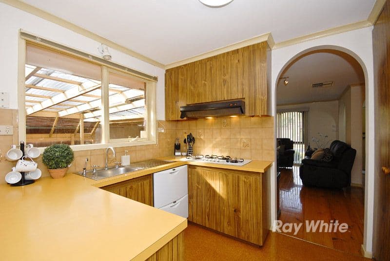 11 Armiston Grove, WANTIRNA SOUTH VIC 3152, Wantirna South - Thumbnail 4