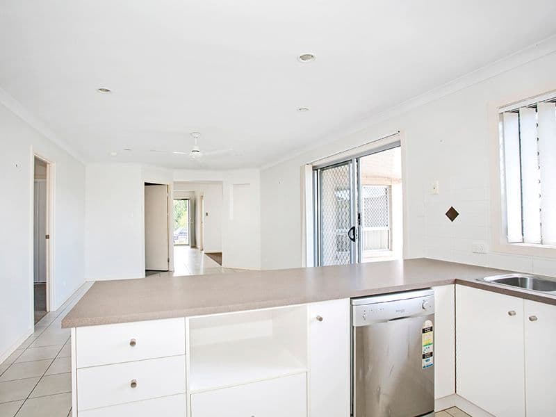 3 Somerset Terrace, Holmview QLD 4207, Holmview - Thumbnail 3