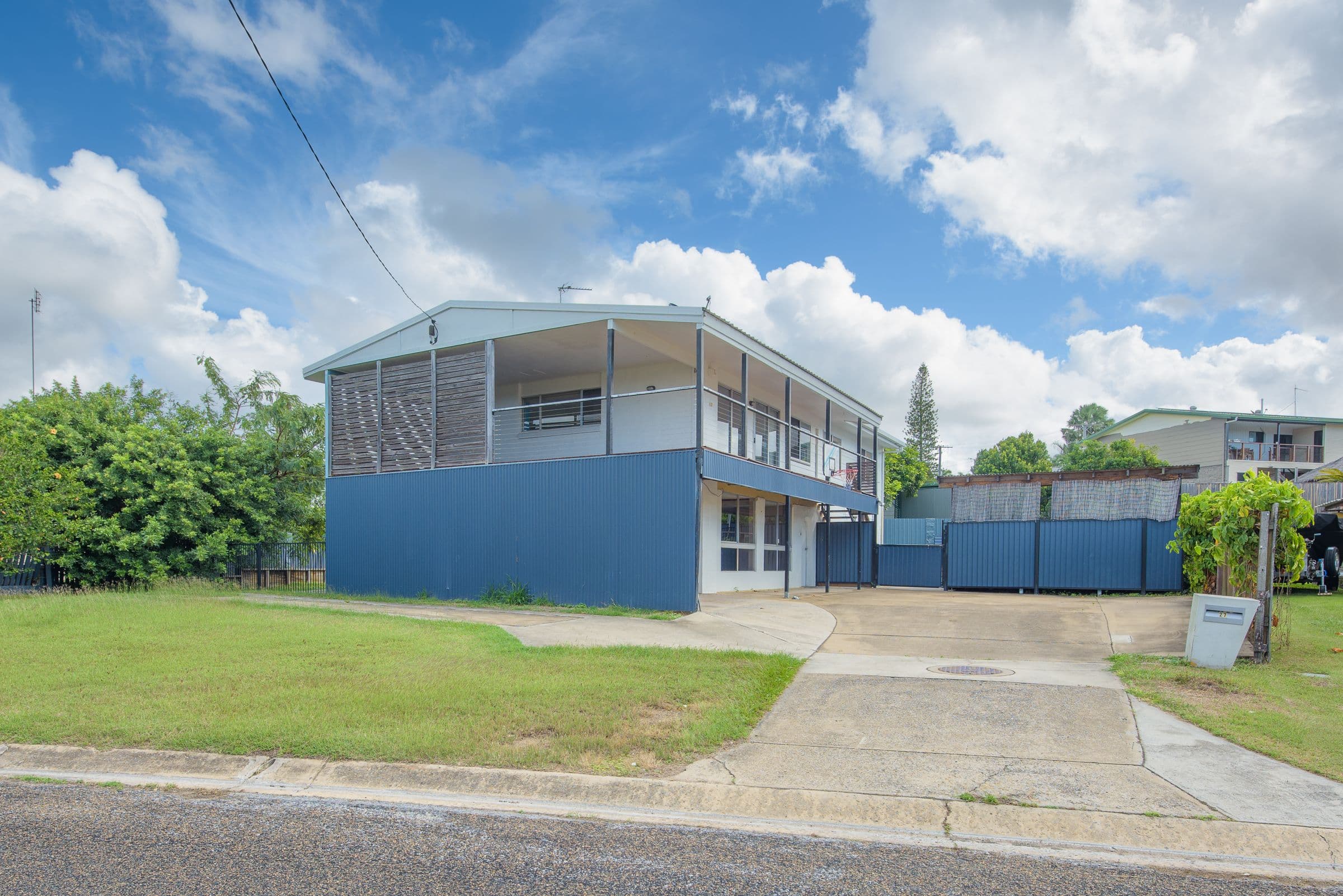 27 Alexander Street, Boyne Island QLD 4680, Boyne Island - Thumbnail 3