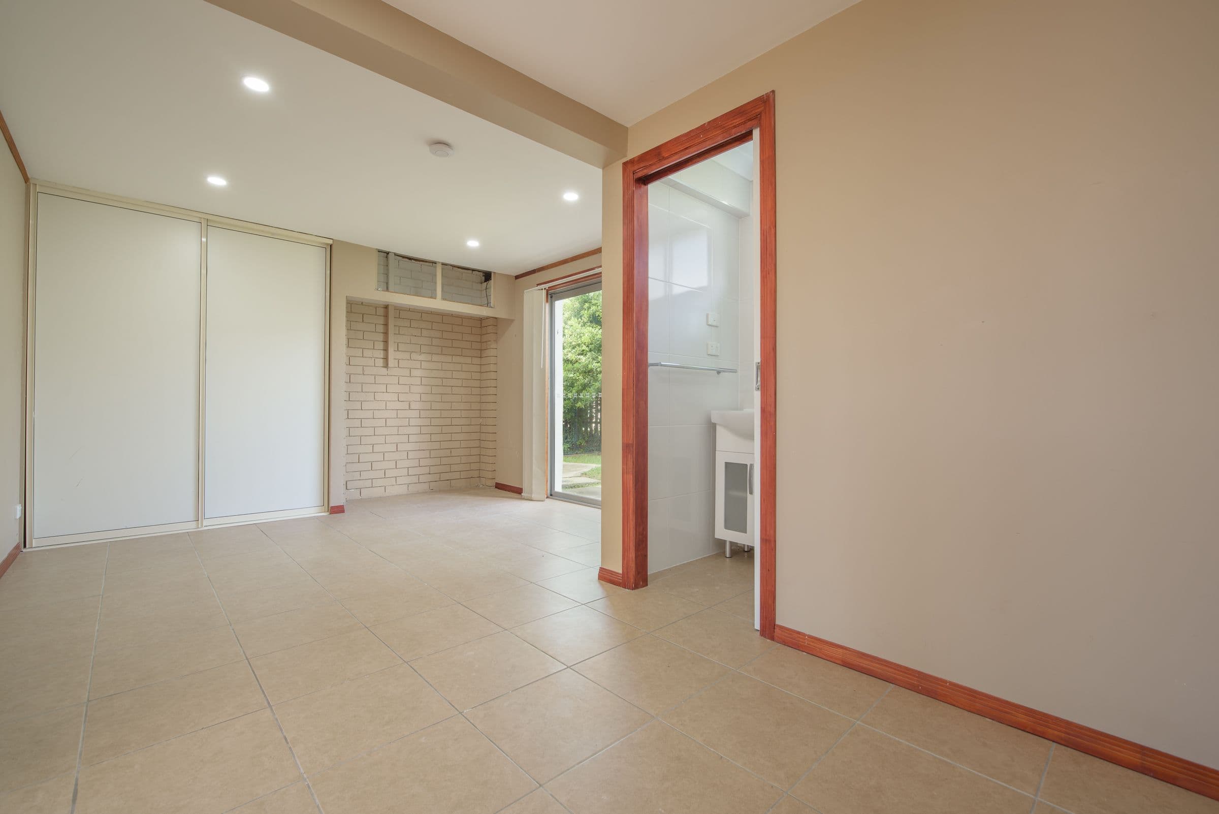 27 Alexander Street, Boyne Island QLD 4680, Boyne Island - Thumbnail 7