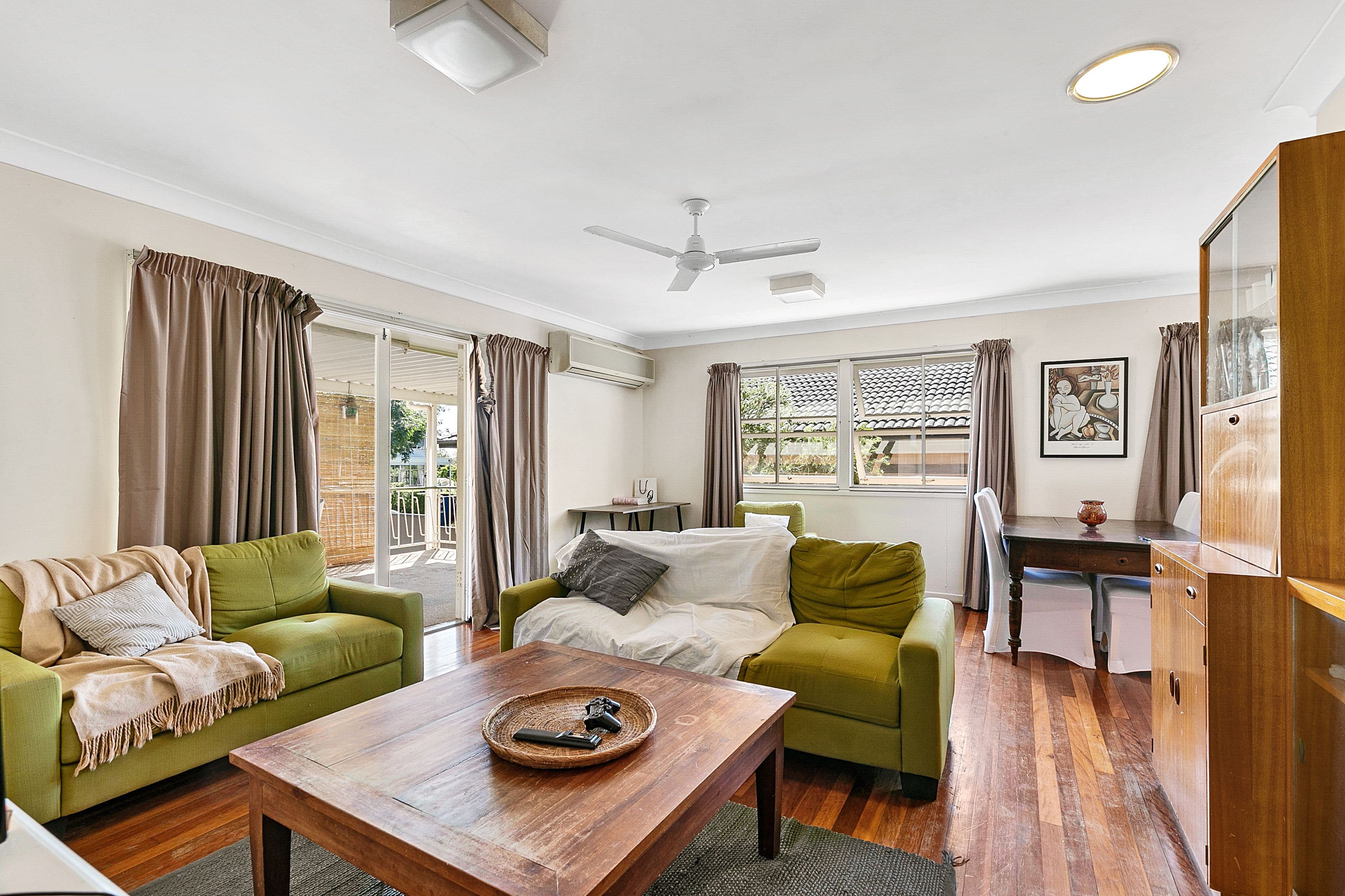 80 Brodie Street, Holland Park West QLD 4121, Holland Park West - Thumbnail 2
