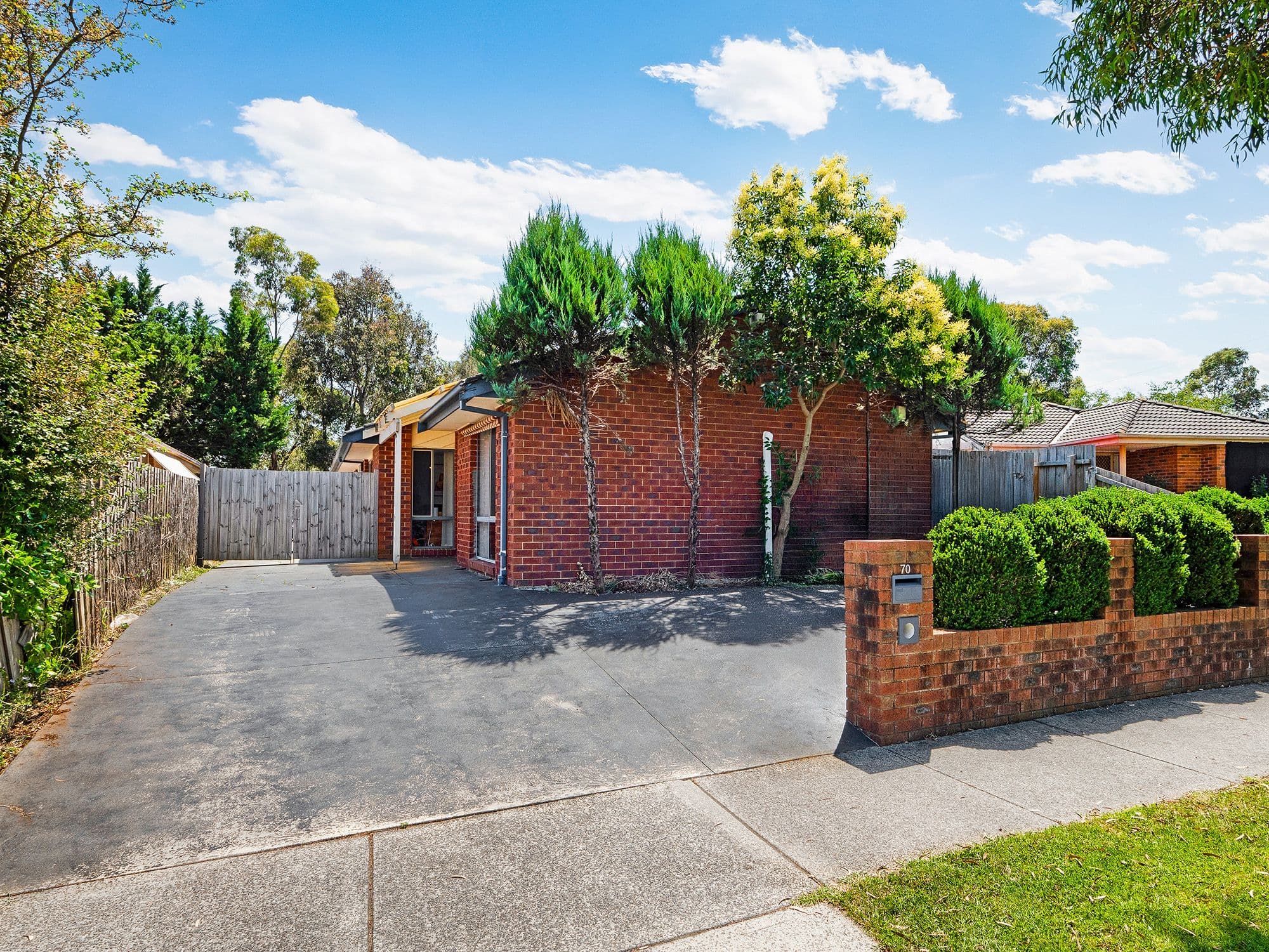 70 Raisell Road, Cranbourne West VIC 3977, Cranbourne West - Thumbnail 2