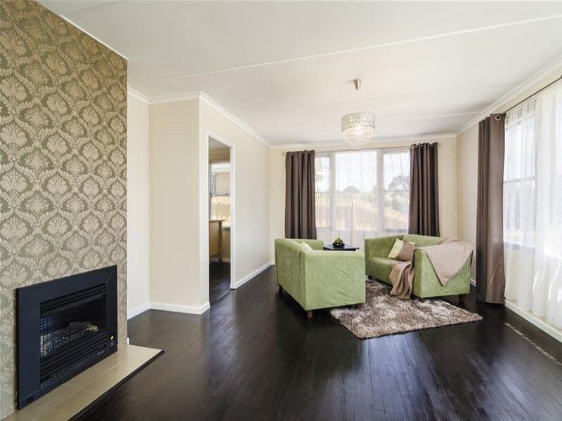 1 Vincent Crescent, Werribee VIC 3030, Werribee - Thumbnail 2