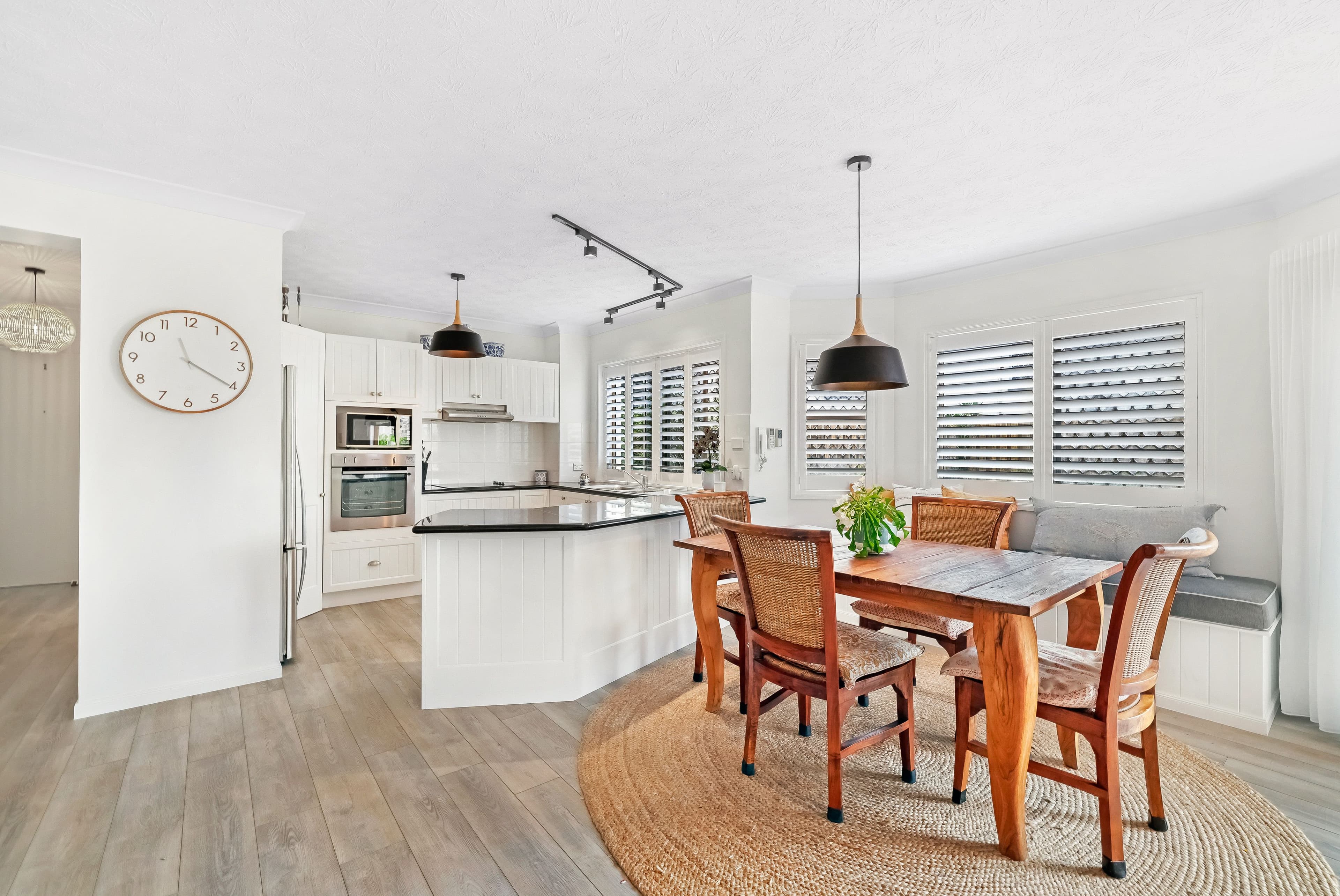 31-33 Peerless Avenue, Mermaid Beach QLD 4218, Mermaid Beach - Thumbnail 4