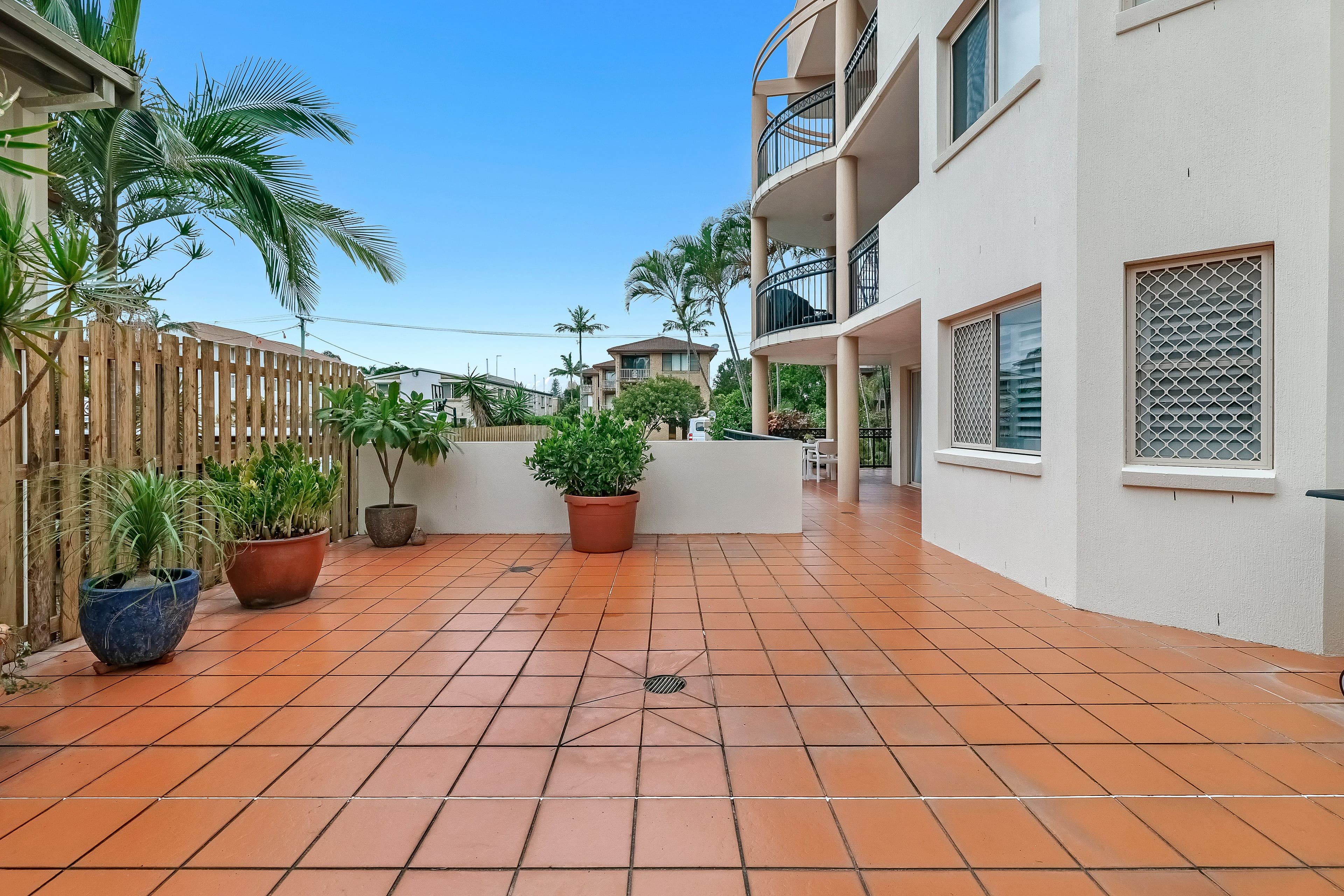 31-33 Peerless Avenue, Mermaid Beach QLD 4218, Mermaid Beach - Thumbnail 7