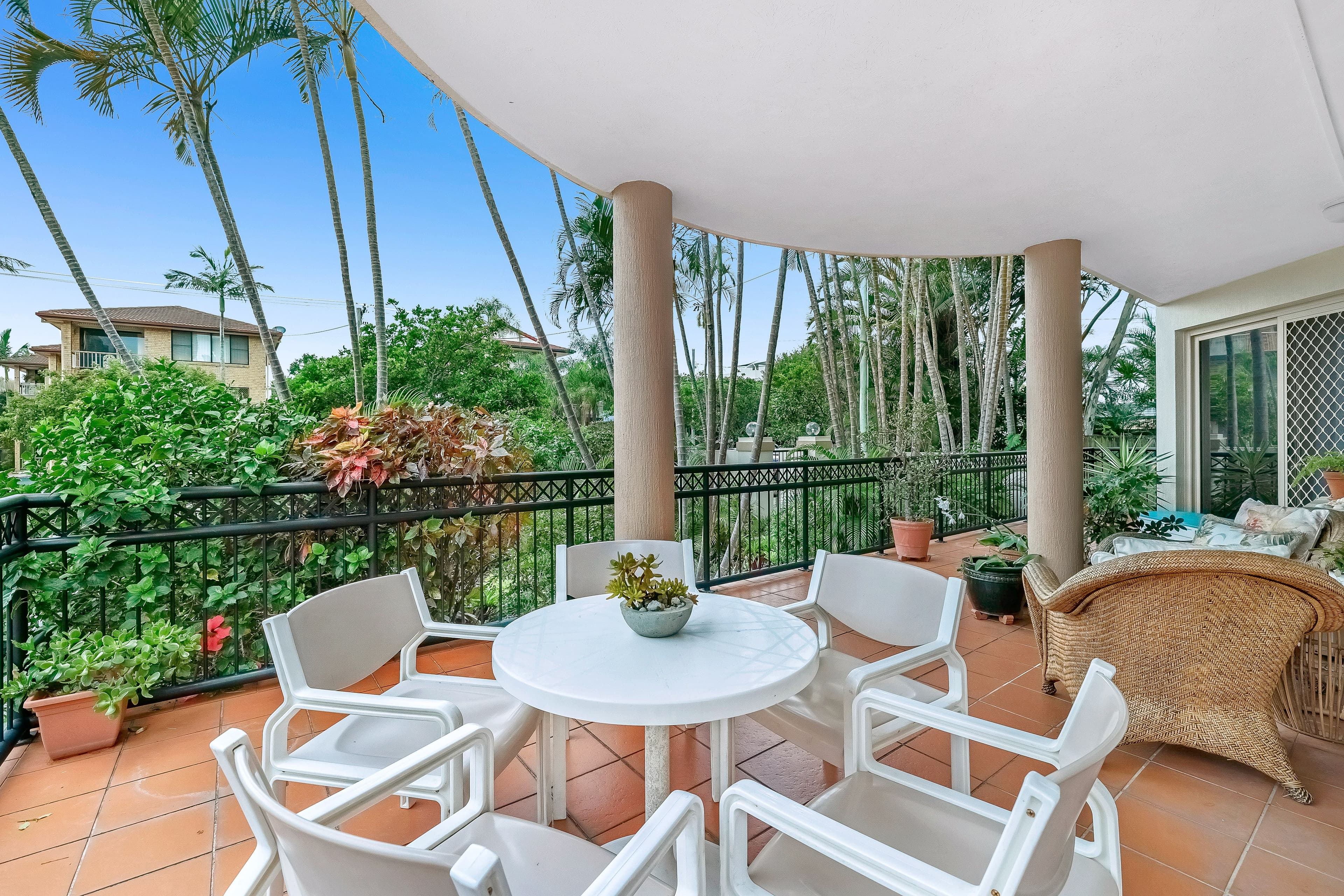 31-33 Peerless Avenue, Mermaid Beach QLD 4218, Mermaid Beach - Thumbnail 8