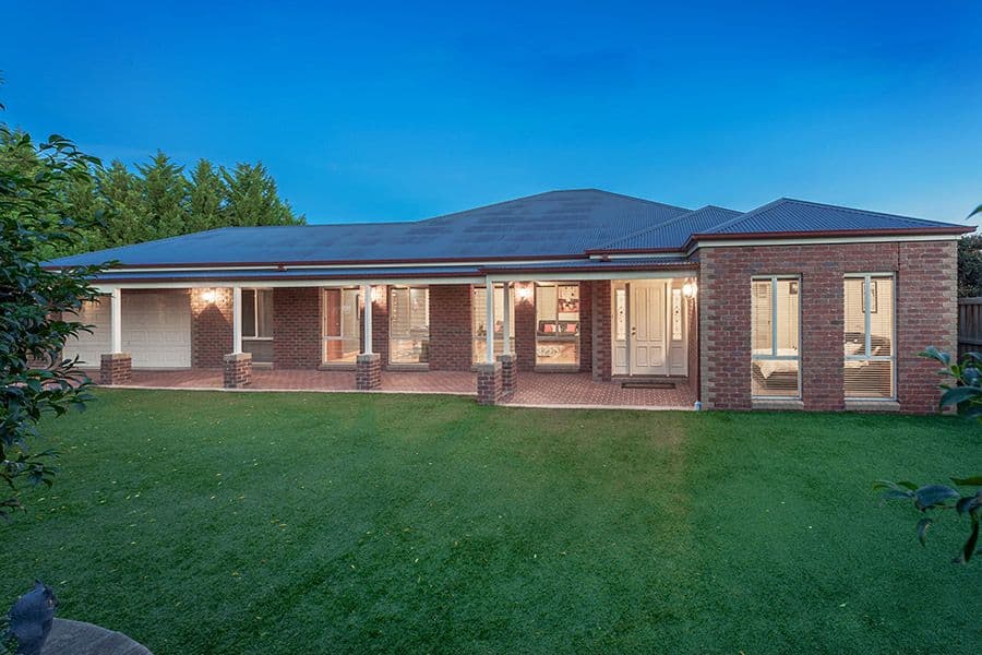 18 Peasholm Corner, Craigieburn VIC 3064, Craigieburn - Image 1