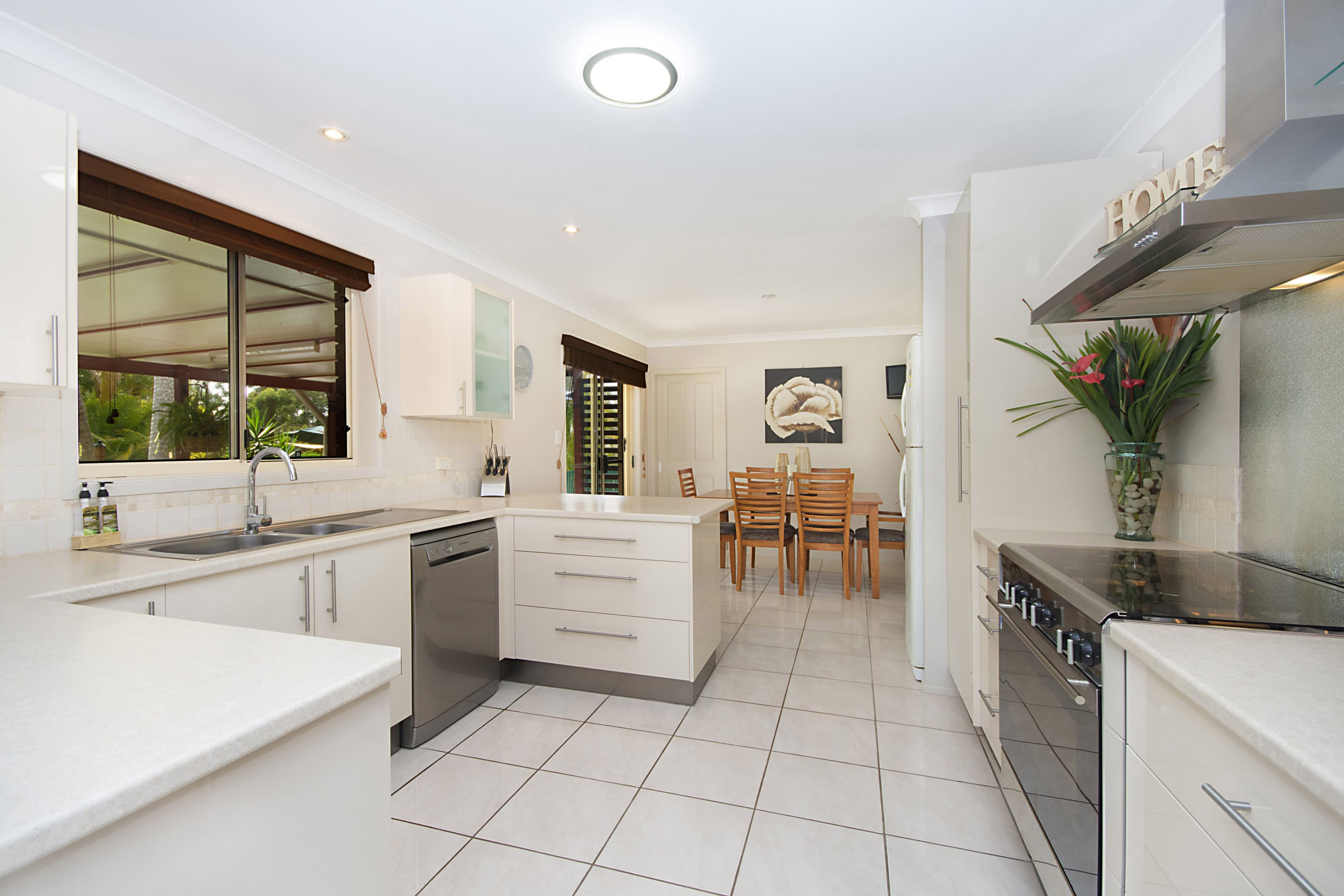 9
                Camp
                Street
            
            
            
            creswick
            
            
            VIC,
            3363, Creswick - Thumbnail 4