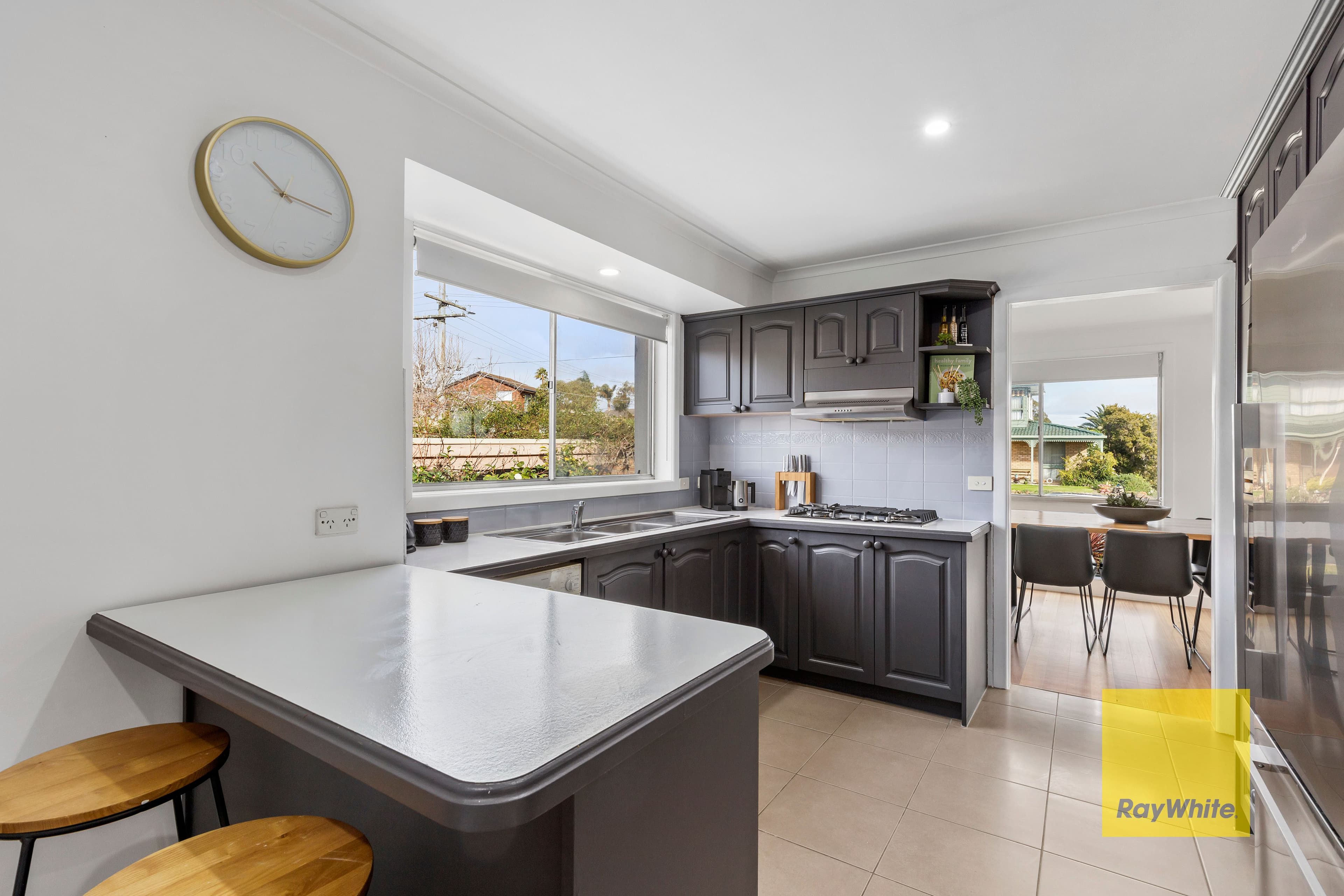 19 Carnarvon Drive, Grovedale VIC 3216, Grovedale - Thumbnail 5