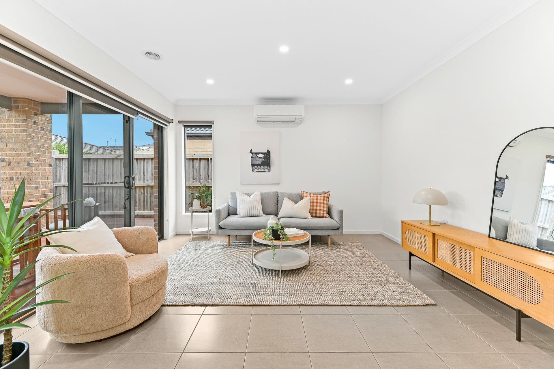 7 Dressen Way, Clyde North VIC 3978, Clyde North - Thumbnail 4