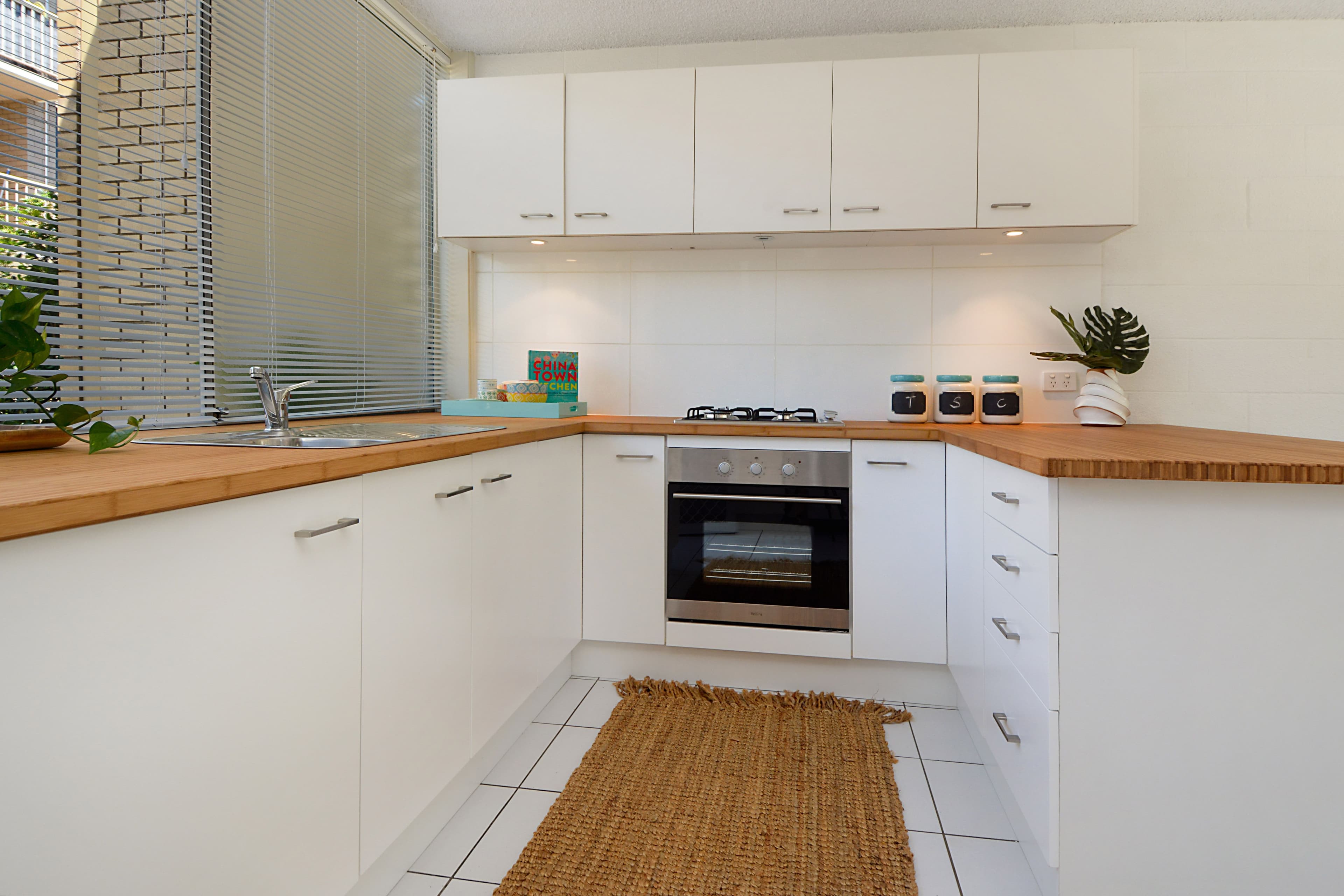 209 Bonney Avenue, Clayfield QLD 4011, Clayfield - Thumbnail 2