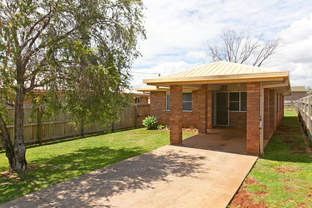 10 Musgrave Street, WELLINGTON POINT QLD 4160, Wellington Point - Thumbnail 2