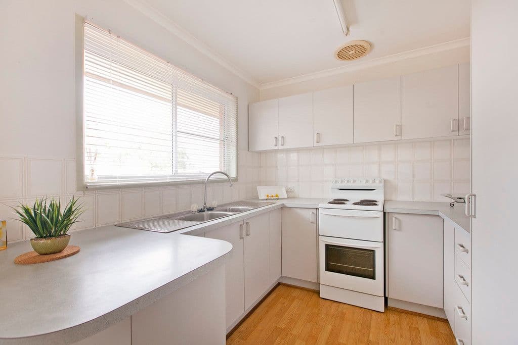 10 Musgrave Street, WELLINGTON POINT QLD 4160, Wellington Point - Thumbnail 4