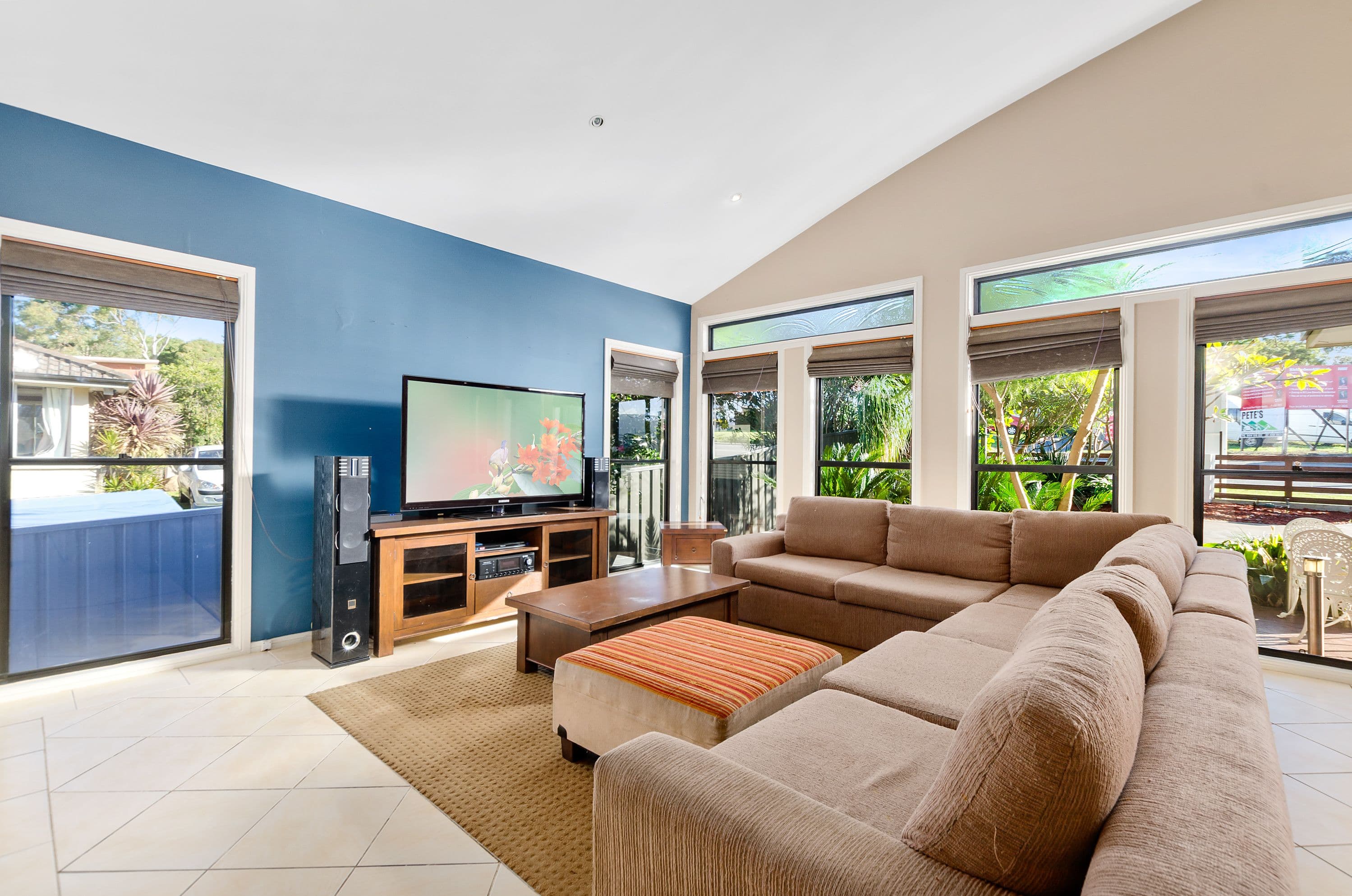 233 Princes Highway, Dapto - Thumbnail 3