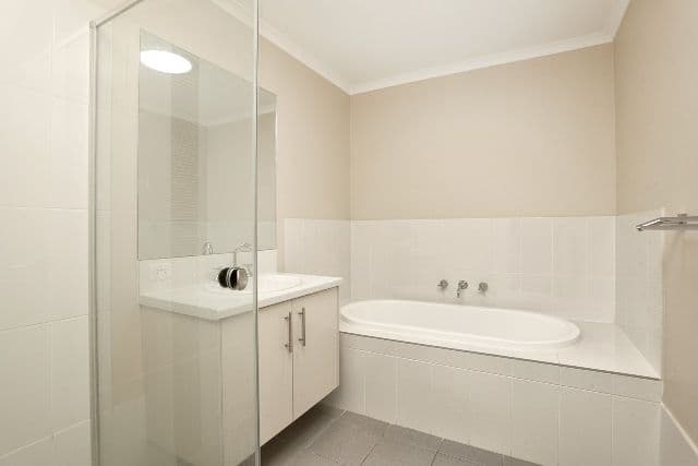 11 Blackburn Street, Ropes Crossing - Thumbnail 8