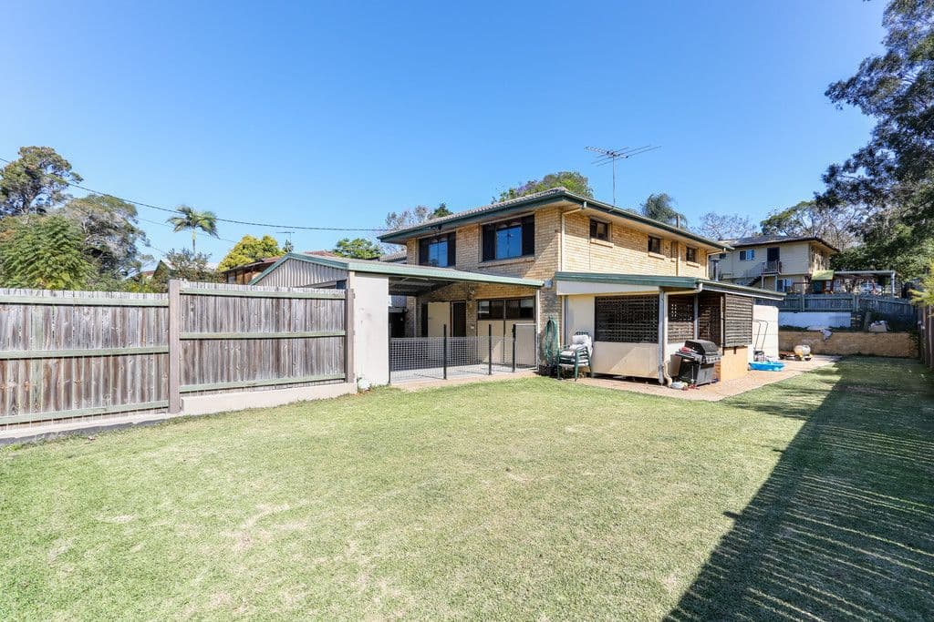 8 Slone Street, Riverview QLD 4303, Riverview - Thumbnail 2