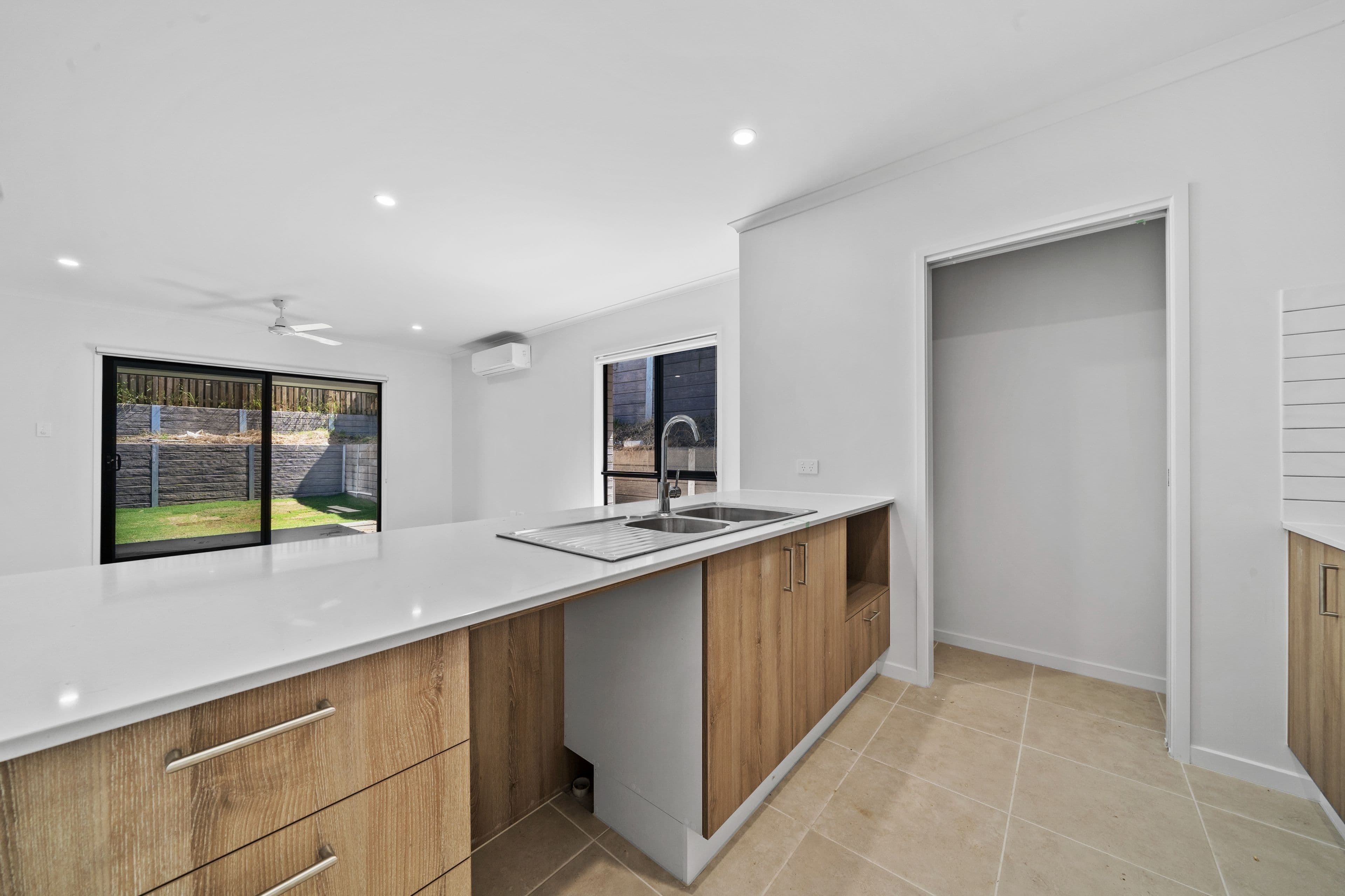 34 Aspen Circuit, Logan Reserve QLD 4133, Logan Reserve - Thumbnail 2
