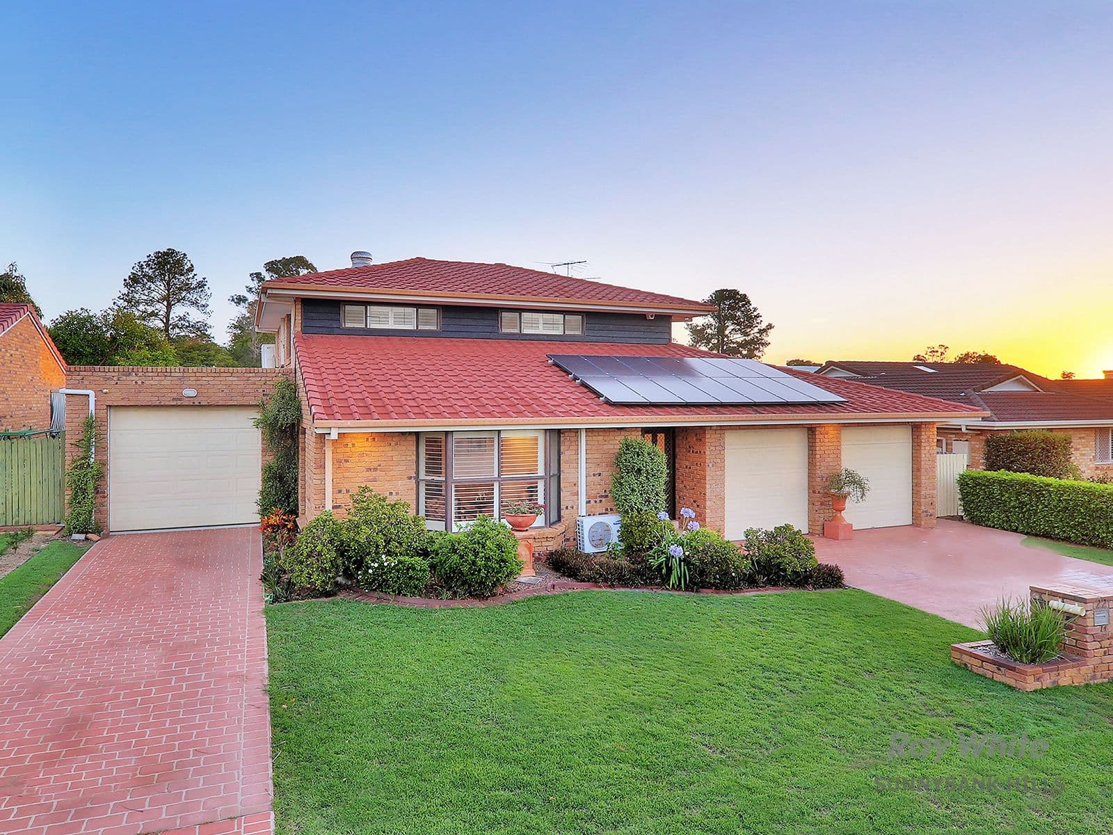 22 Lamona Circuit, Sunnybank Hills QLD 4109, Sunnybank Hills - Thumbnail 2