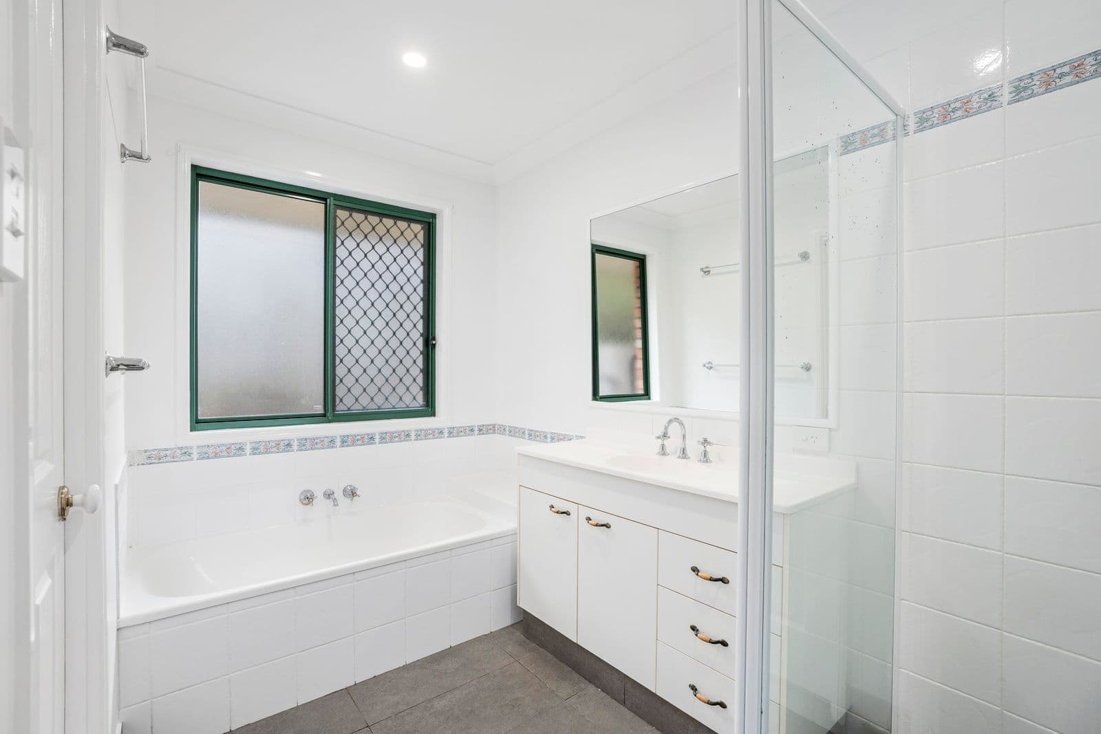 47 Maui Crescent, Oxenford QLD 4210, Oxenford - Thumbnail 7