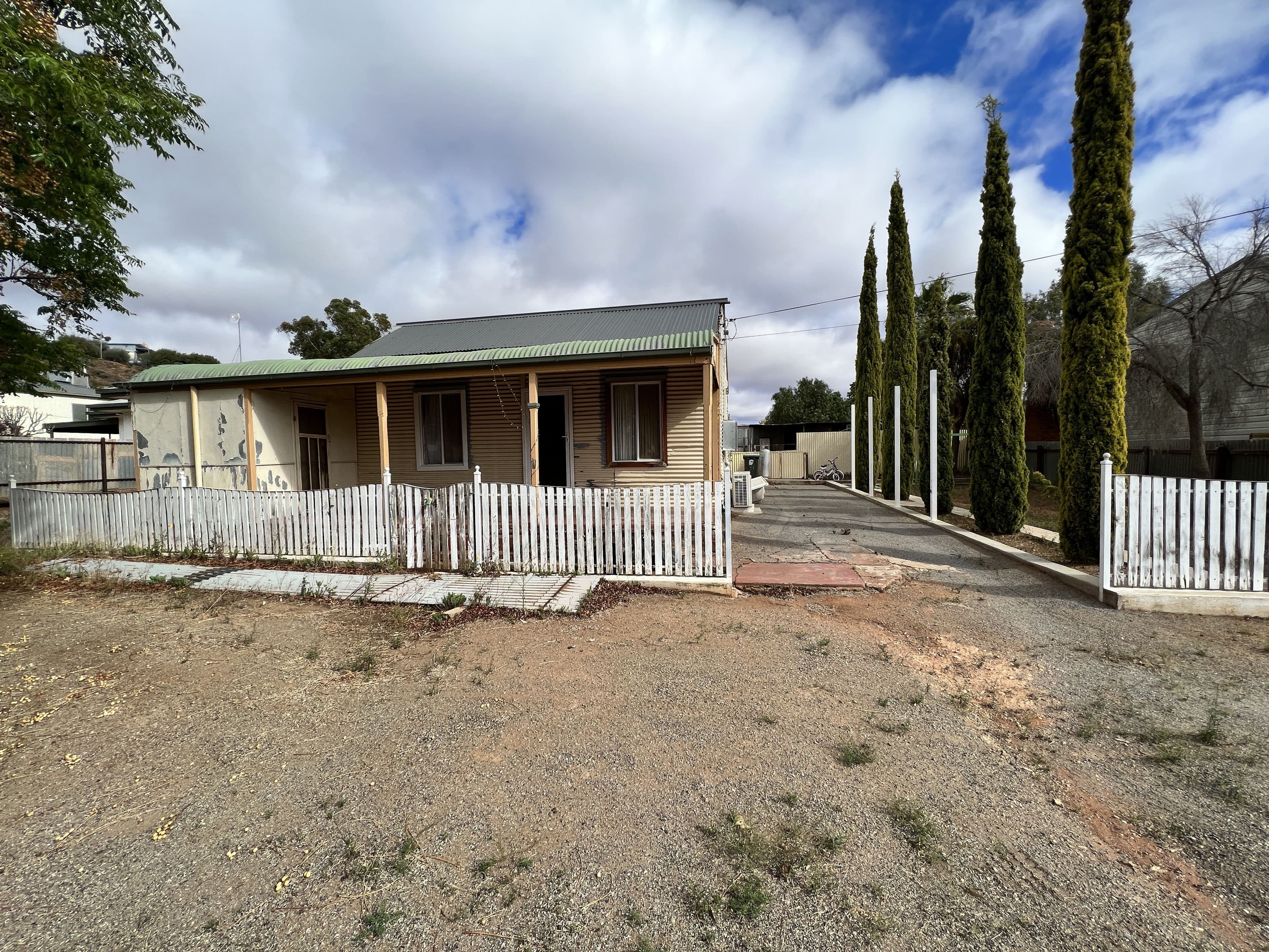 34 Cummins Street, Broken Hill NSW 2880, Broken Hill - Image 1