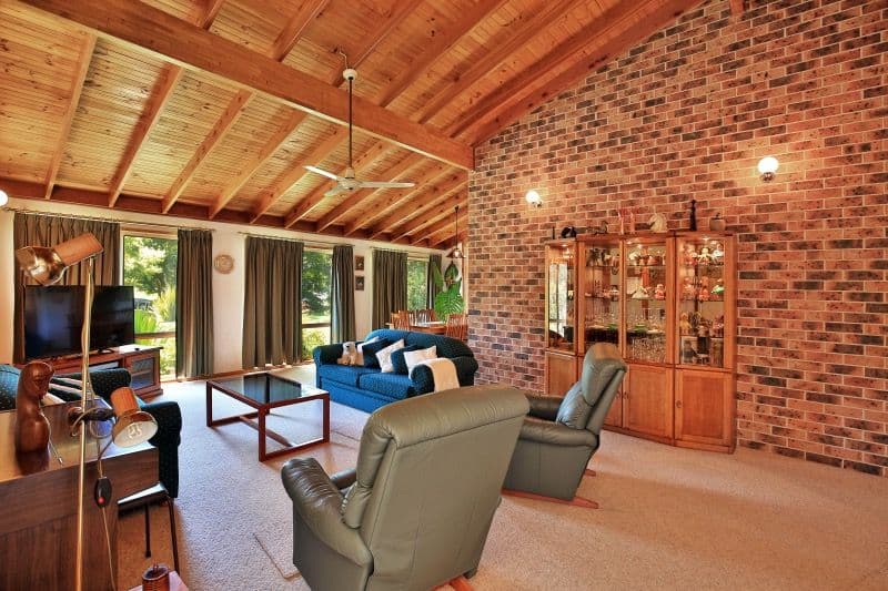 21 Lochaven Drive, Bangalee - Thumbnail 3