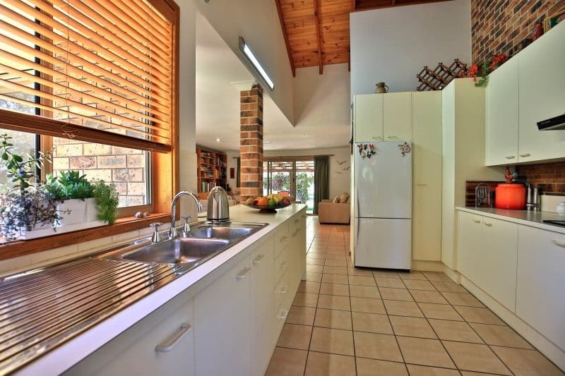 21 Lochaven Drive, Bangalee - Thumbnail 4