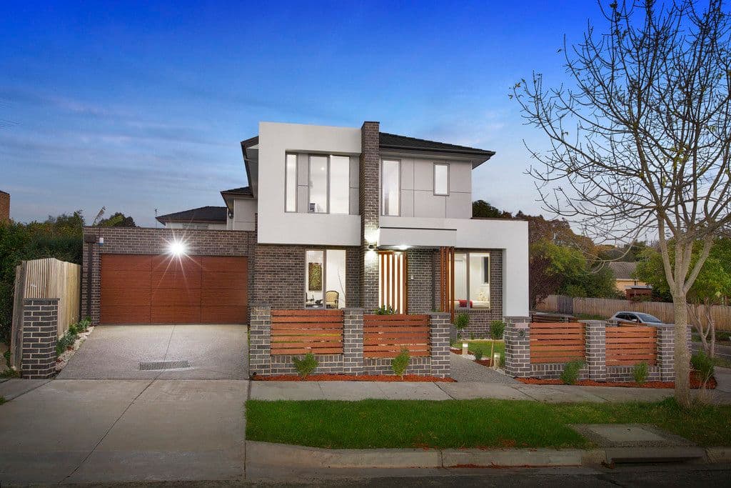 18 Buckingham Crescent, Doncaster VIC 3108, Doncaster - Image 1