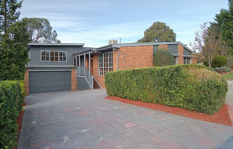 2 St Clems Street, SAINT HELENA VIC 3088, St Helena - Image 1