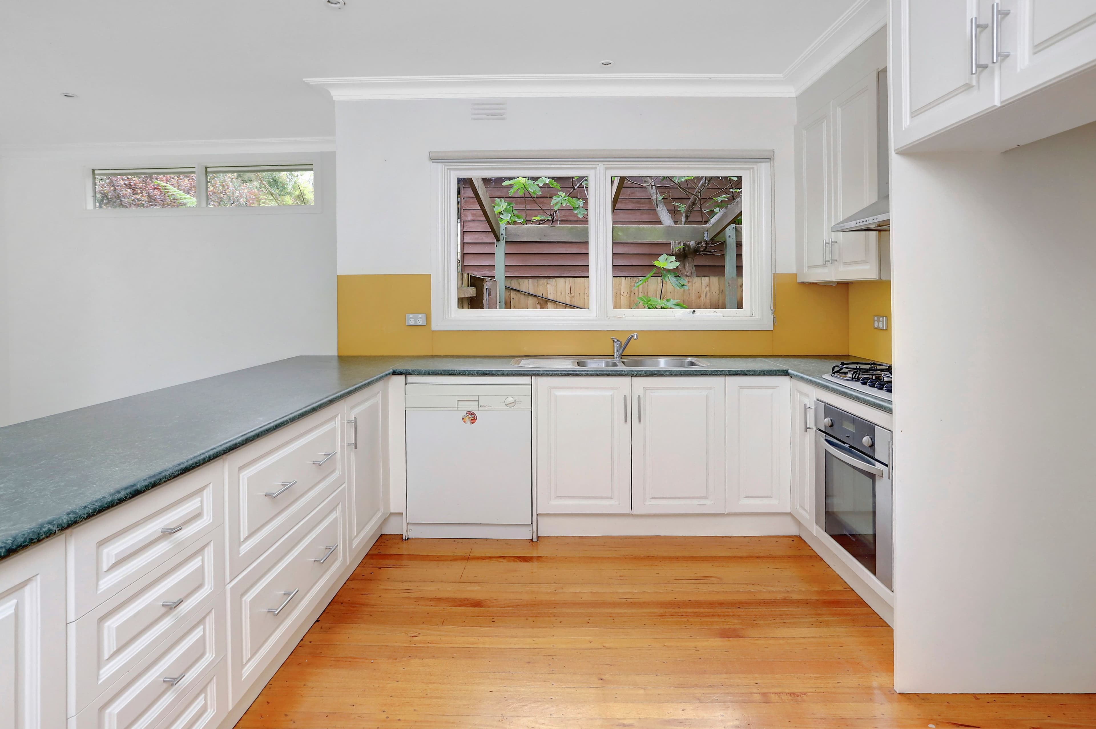 20 Overlea Avenue, Rosebud VIC 3939, Rosebud - Thumbnail 3