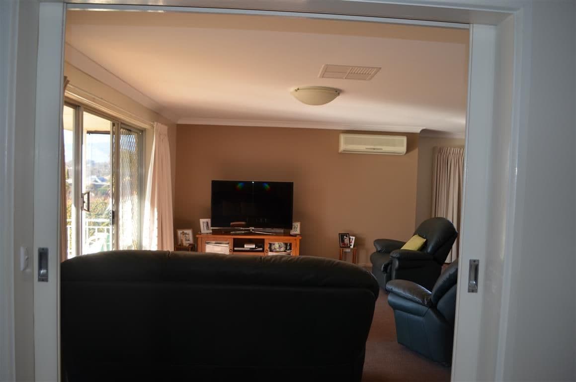147 Simpson Street, Tumut - Thumbnail 7