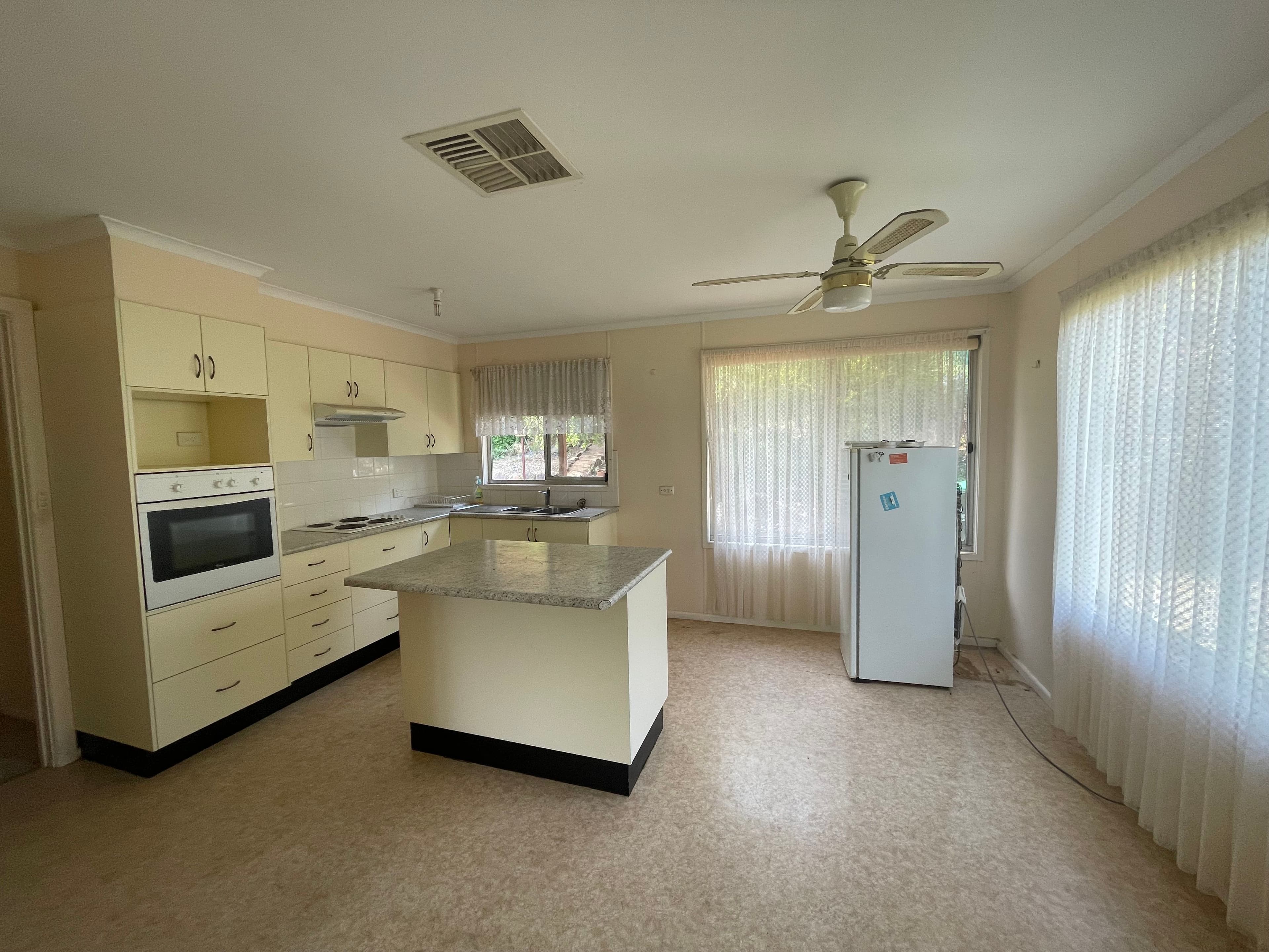 54 Middle Street, South Gundagai NSW 2722, South Gundagai - Thumbnail 3