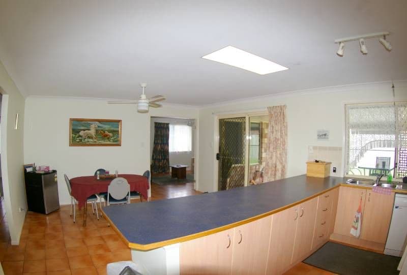 16 Jumbuck Street, DECEPTION BAY QLD 4508, Deception Bay - Thumbnail 5