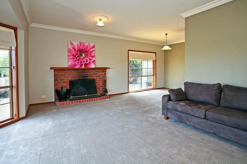 11 Lehmann Avenue, GROVEDALE VIC 3216, Grovedale - Thumbnail 2