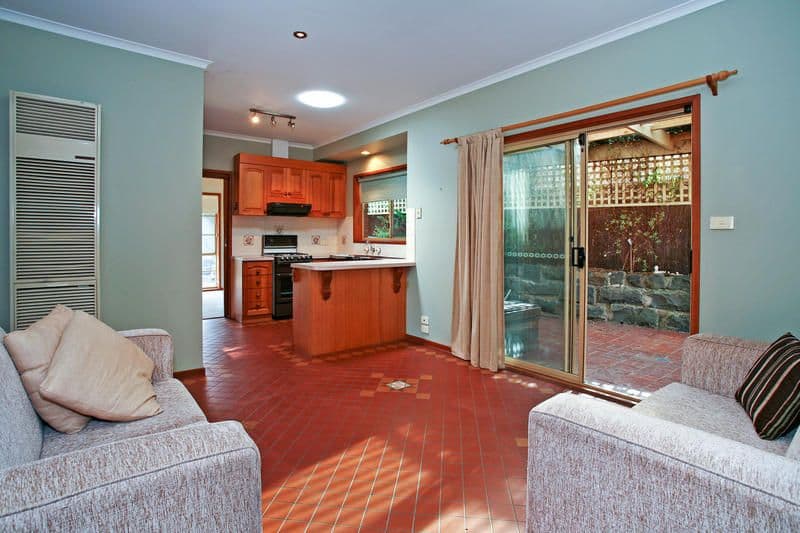 11 Lehmann Avenue, GROVEDALE VIC 3216, Grovedale - Thumbnail 4