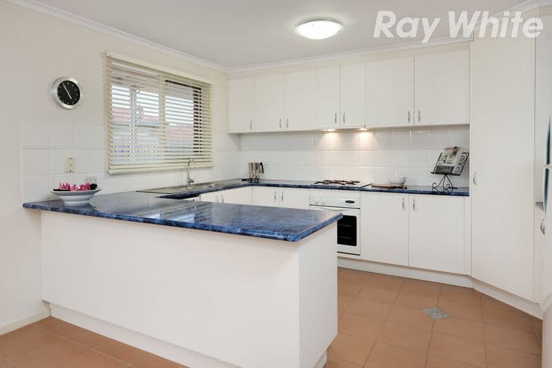 11 Adam Place, Mill Park VIC 3082, Mill Park - Thumbnail 4
