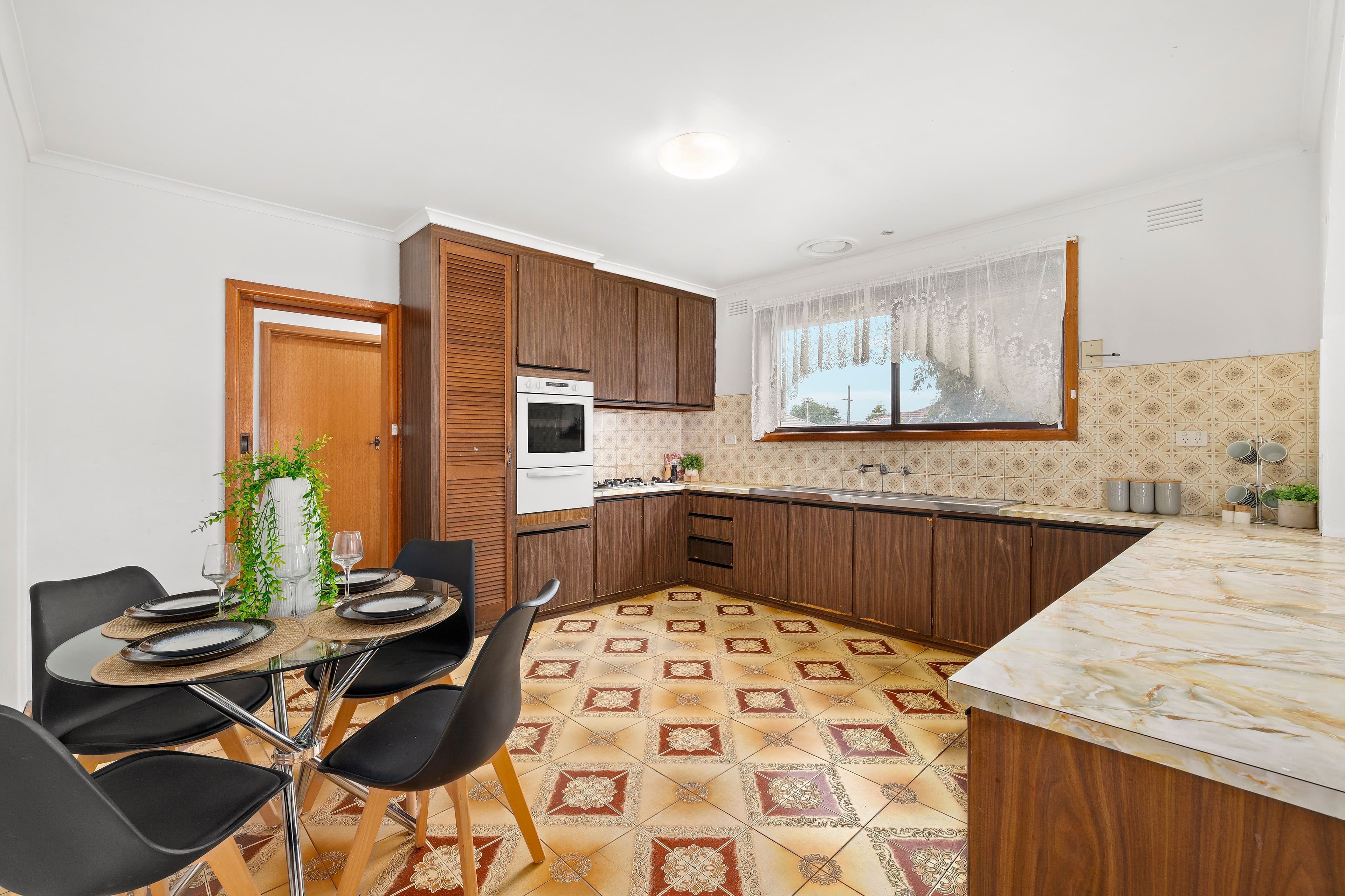 31 Childs Road, Lalor VIC 3075, Lalor - Thumbnail 2